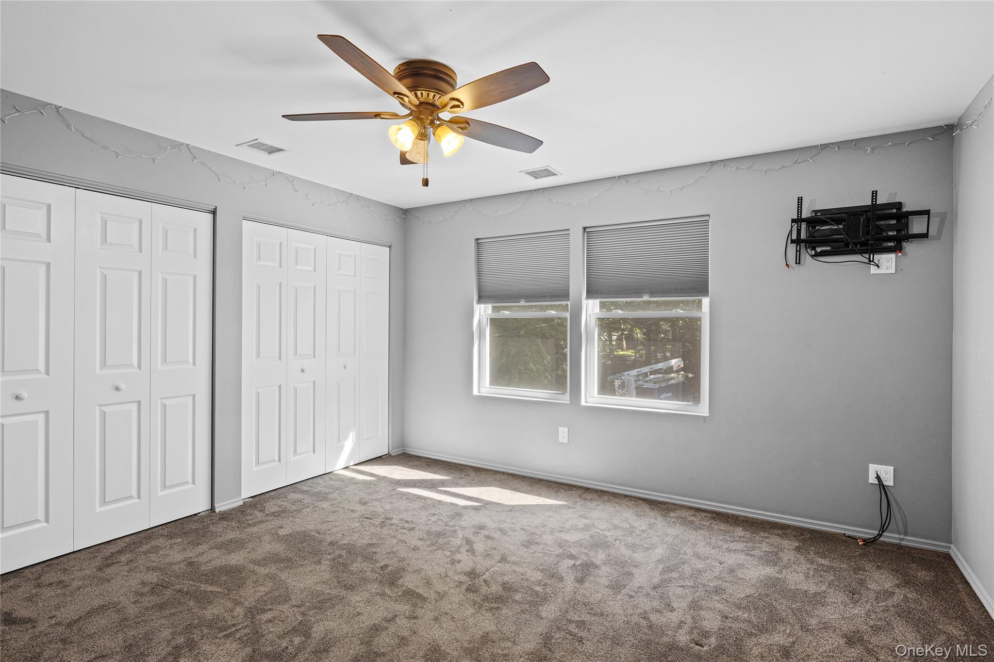 Single Family Fire Lane  Suffolk County, NY 11792, MLS-1034015-28