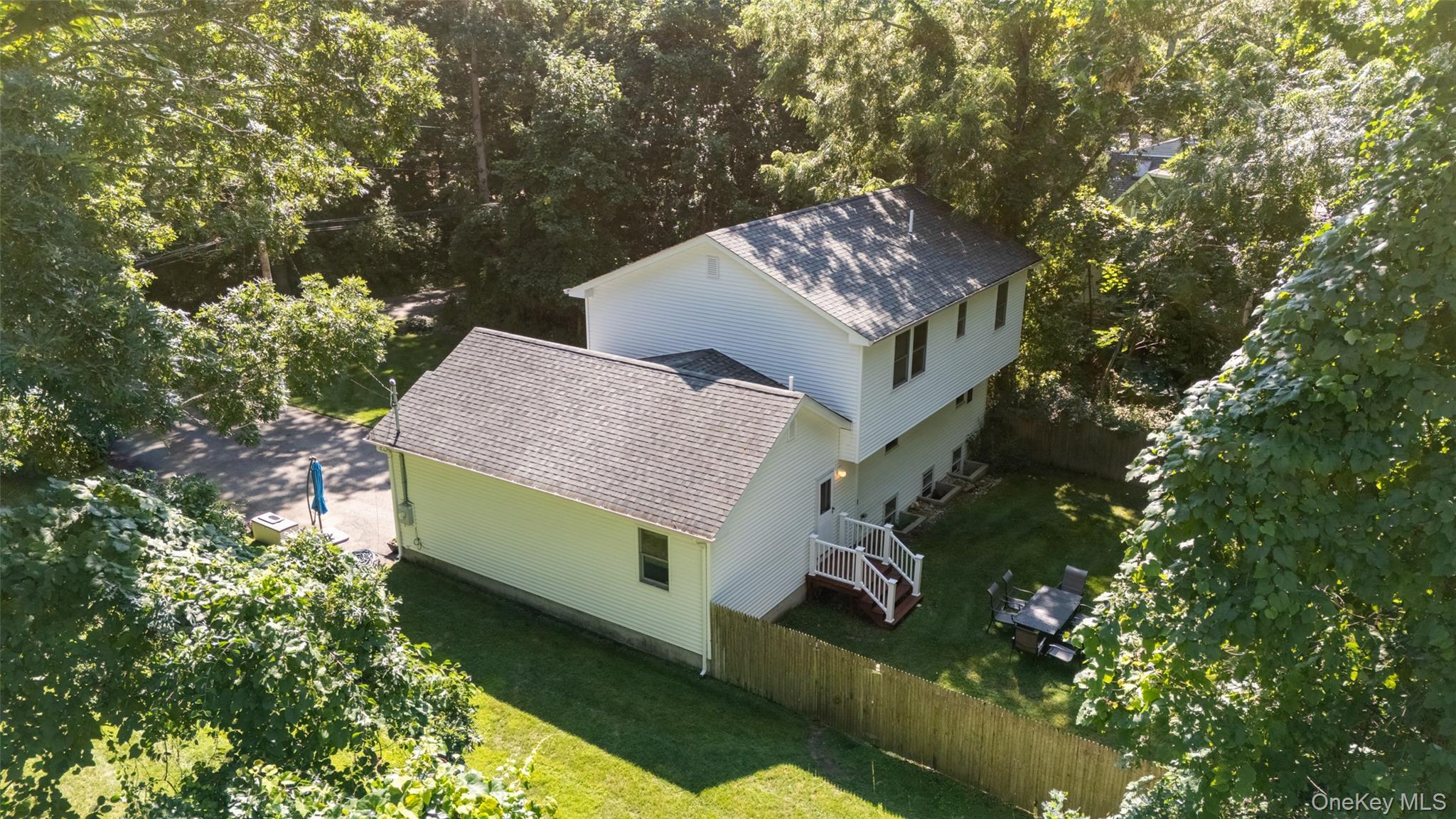 Single Family Fire Lane  Suffolk County, NY 11792, MLS-1034015-38