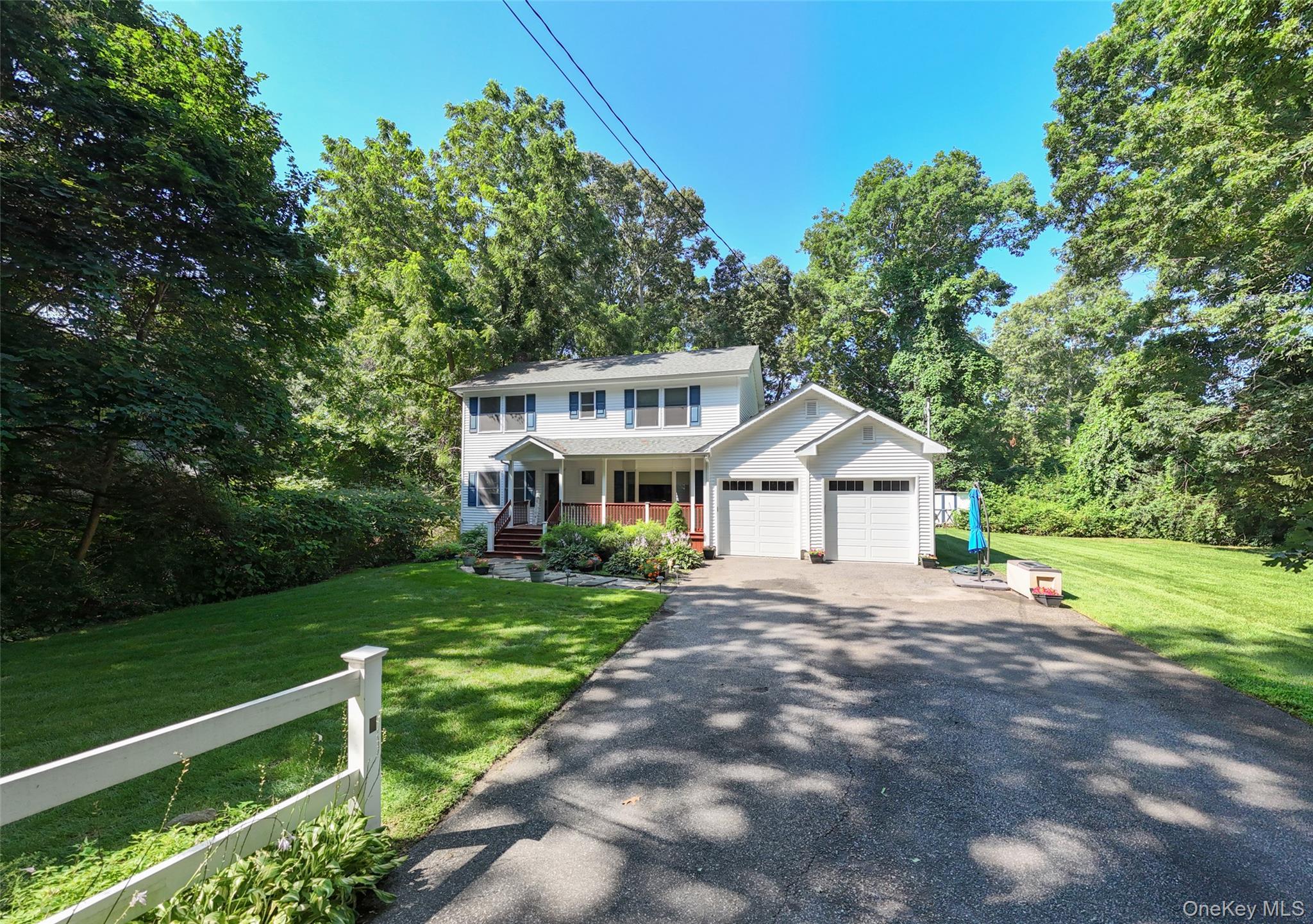 Single Family Fire Lane  Suffolk County, NY 11792, MLS-1034015-4