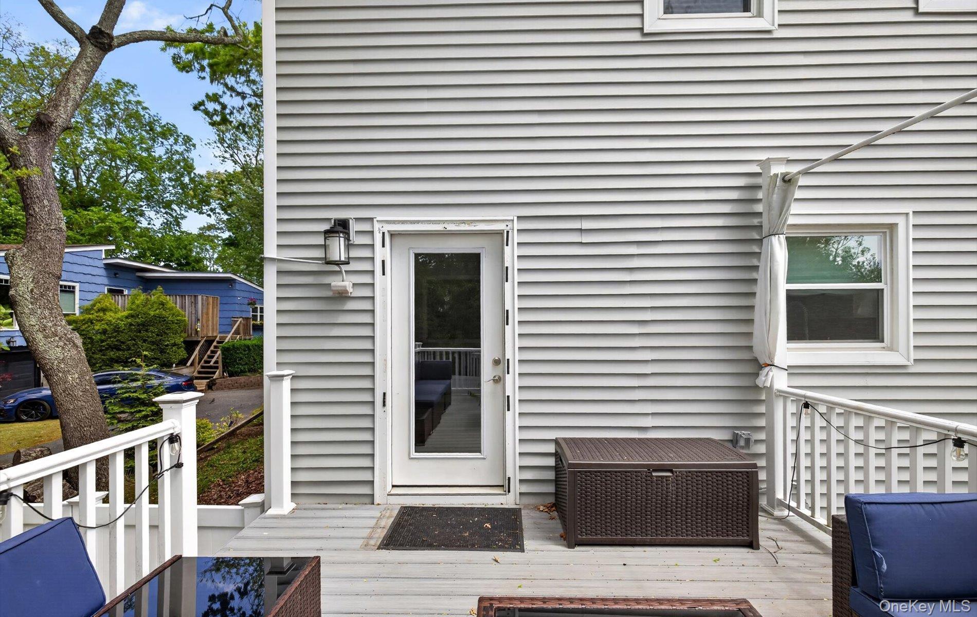 Single Family Bergen Court  Suffolk County, NY 11746, MLS-1034026-22