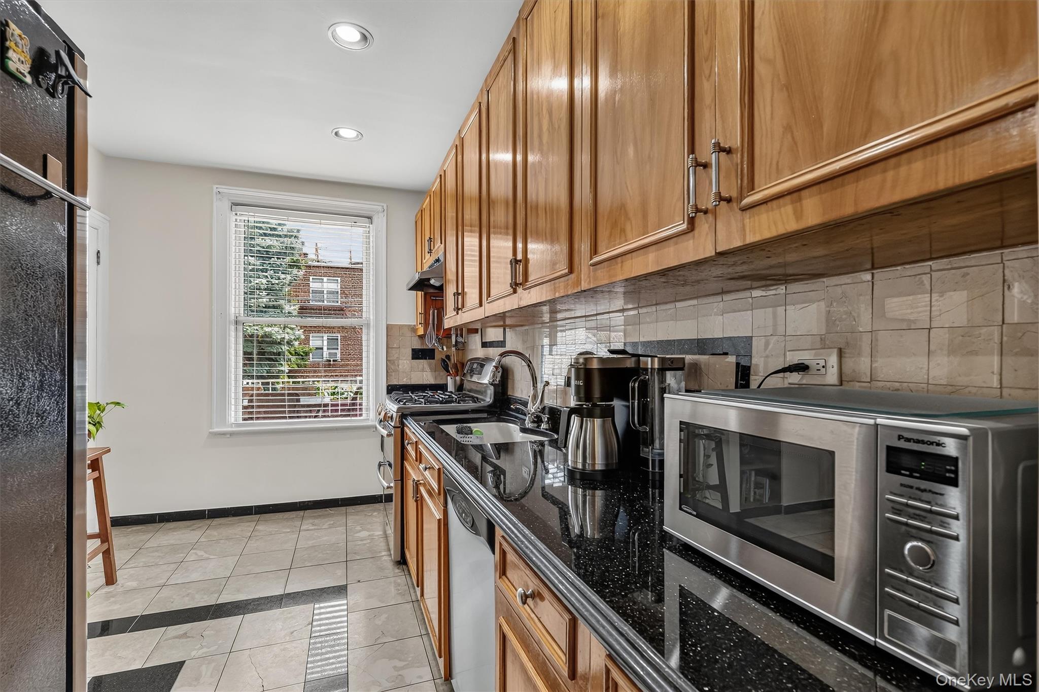 Single Family Holland Avenue  Bronx, NY 10467, MLS-1034028-17
