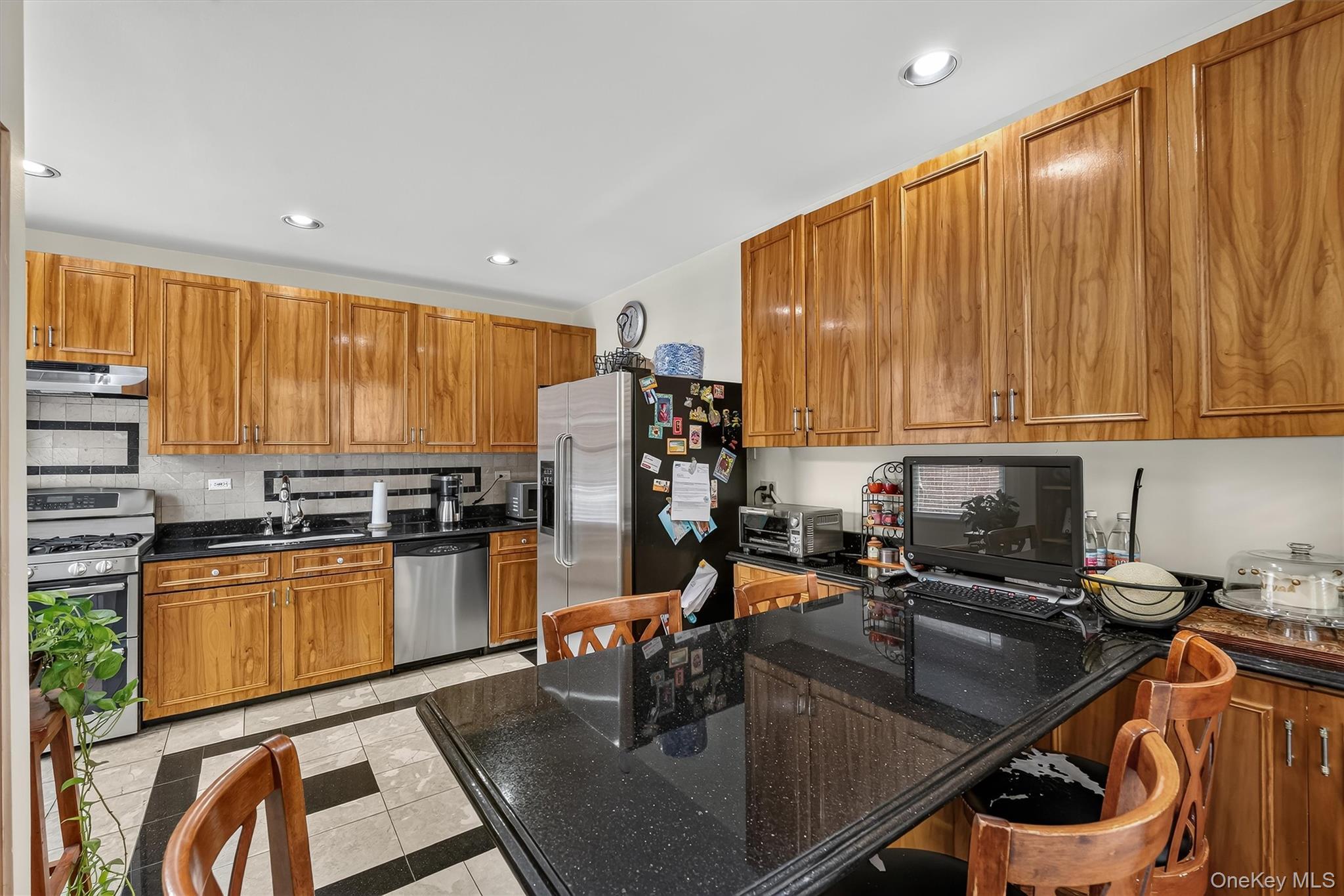 Single Family Holland Avenue  Bronx, NY 10467, MLS-1034028-21