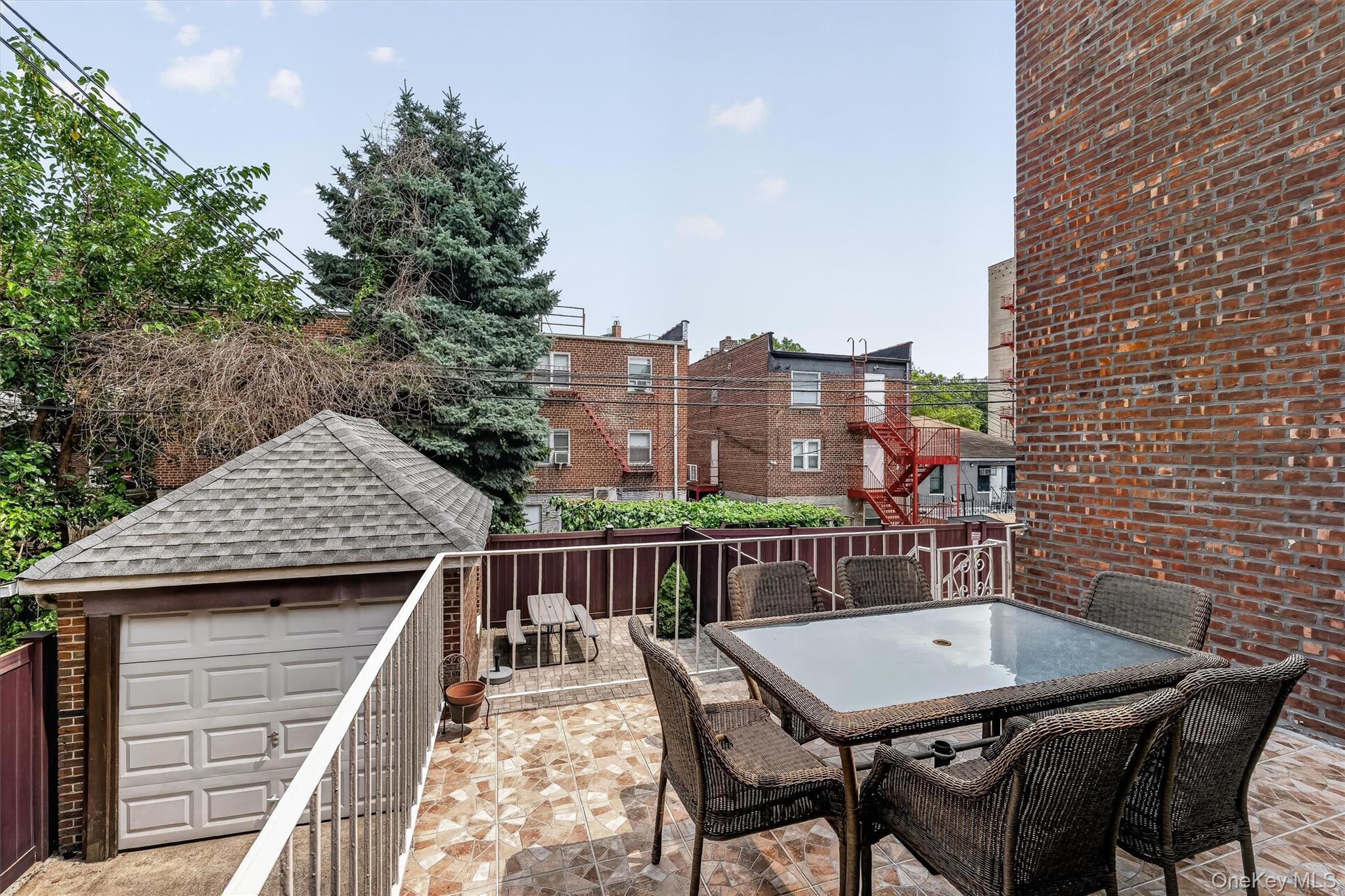 Single Family Holland Avenue  Bronx, NY 10467, MLS-1034028-41