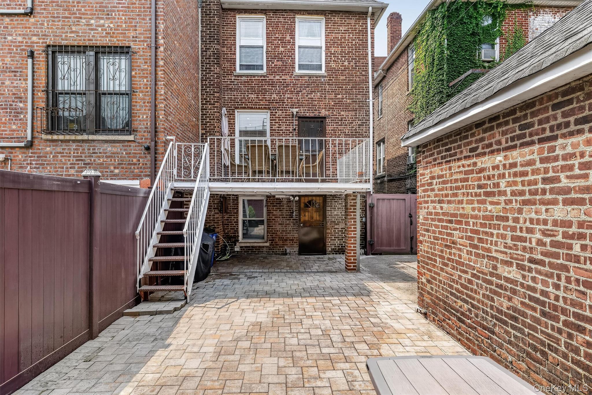 Single Family Holland Avenue  Bronx, NY 10467, MLS-1034028-48