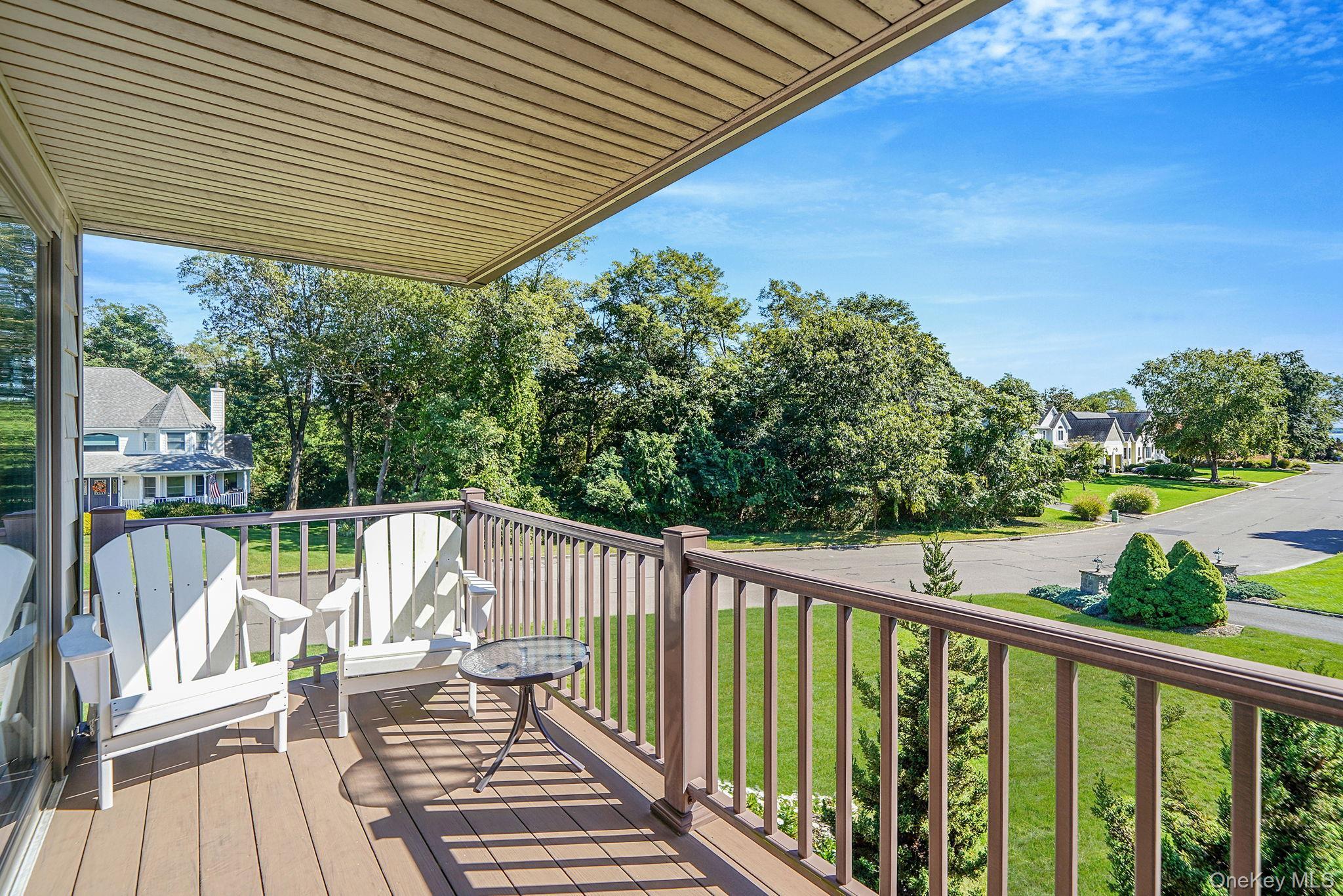 Single Family Seacove Lane  Suffolk County, NY 11901, MLS-1034035-30
