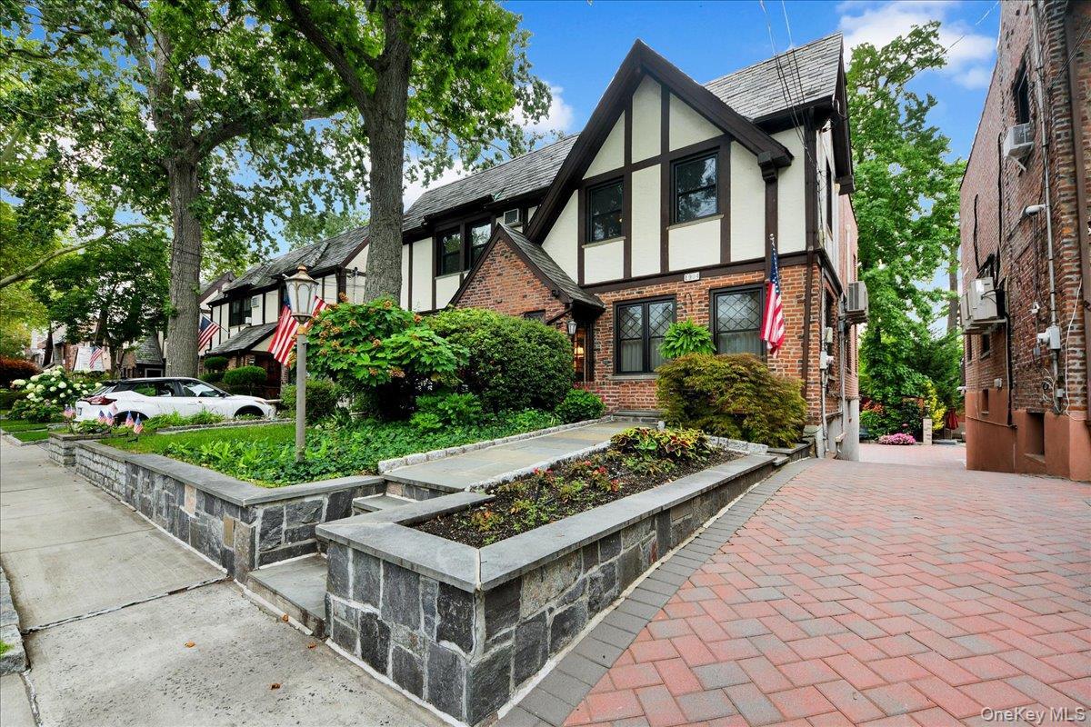Single Family Tenbroeck Avenue Bronx, NY 10461, MLS-1034068-2