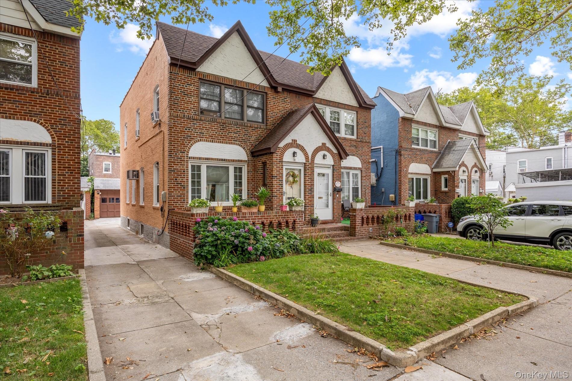 Single Family 83rd Street  Queens, NY 11417, MLS-1034088-27