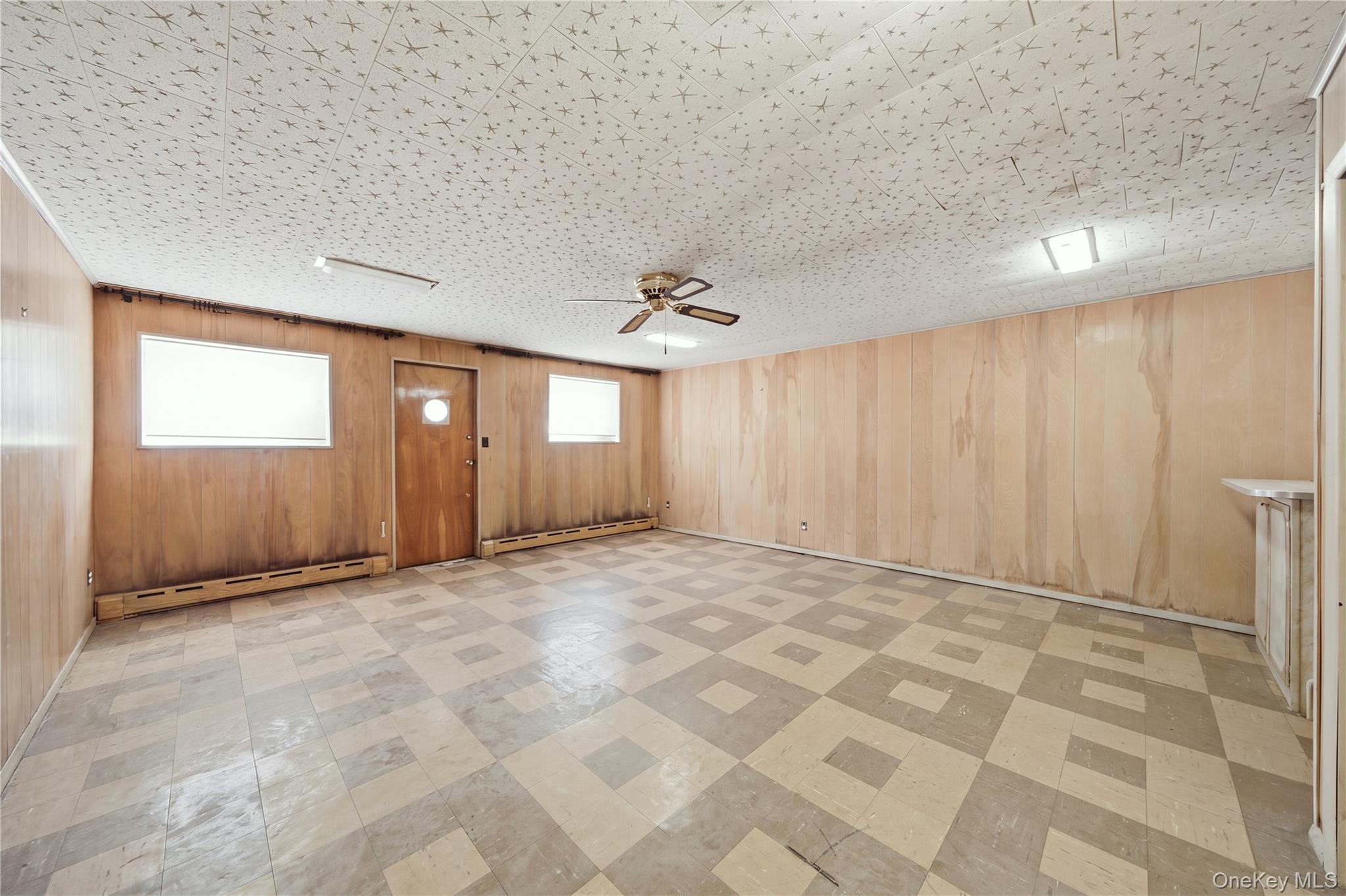 Single Family 73rd Place  Queens, NY 11379, MLS-1034108-16