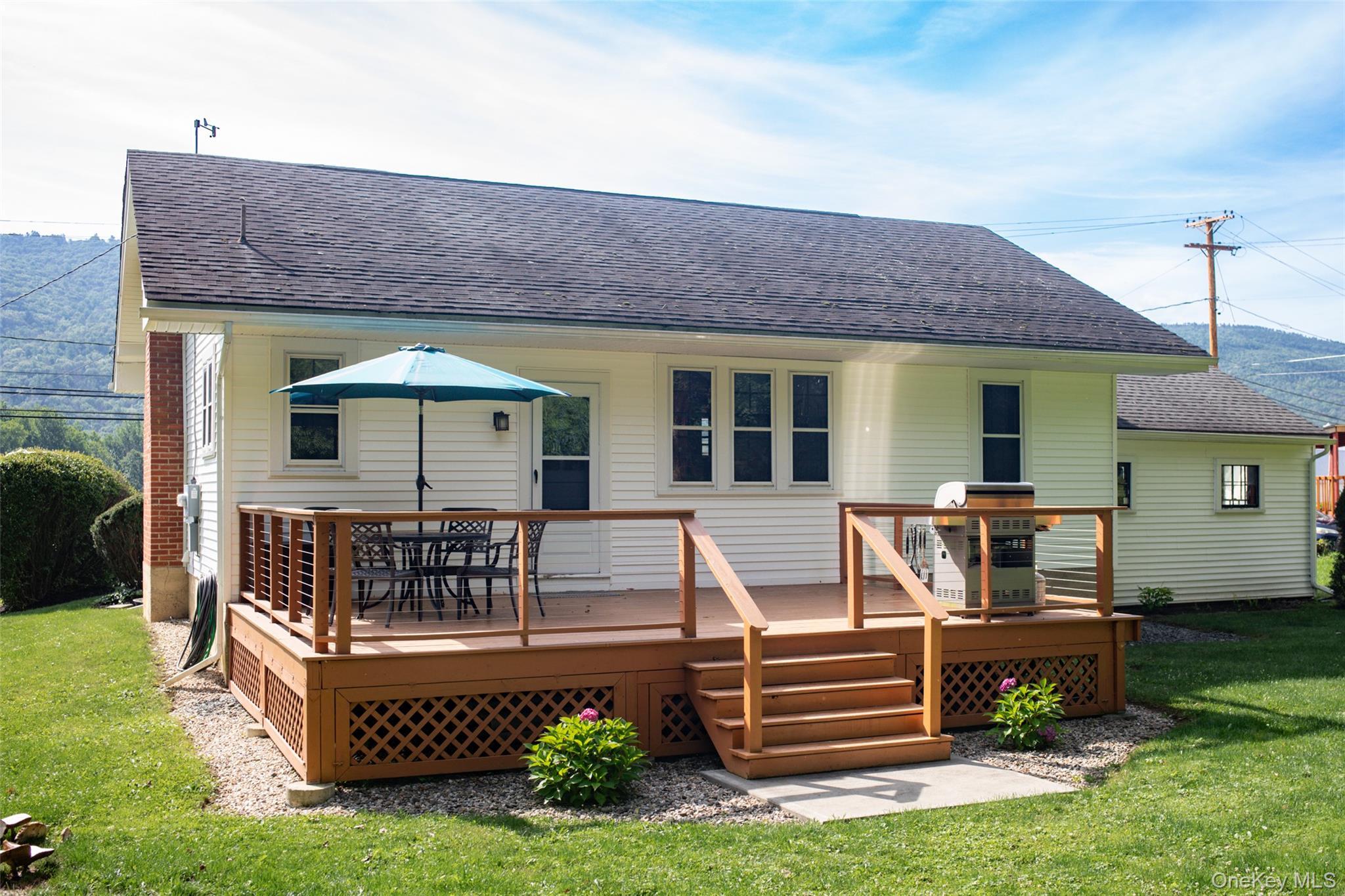Single Family Route 209 Ulster County, NY 12428, MLS-1034113-17