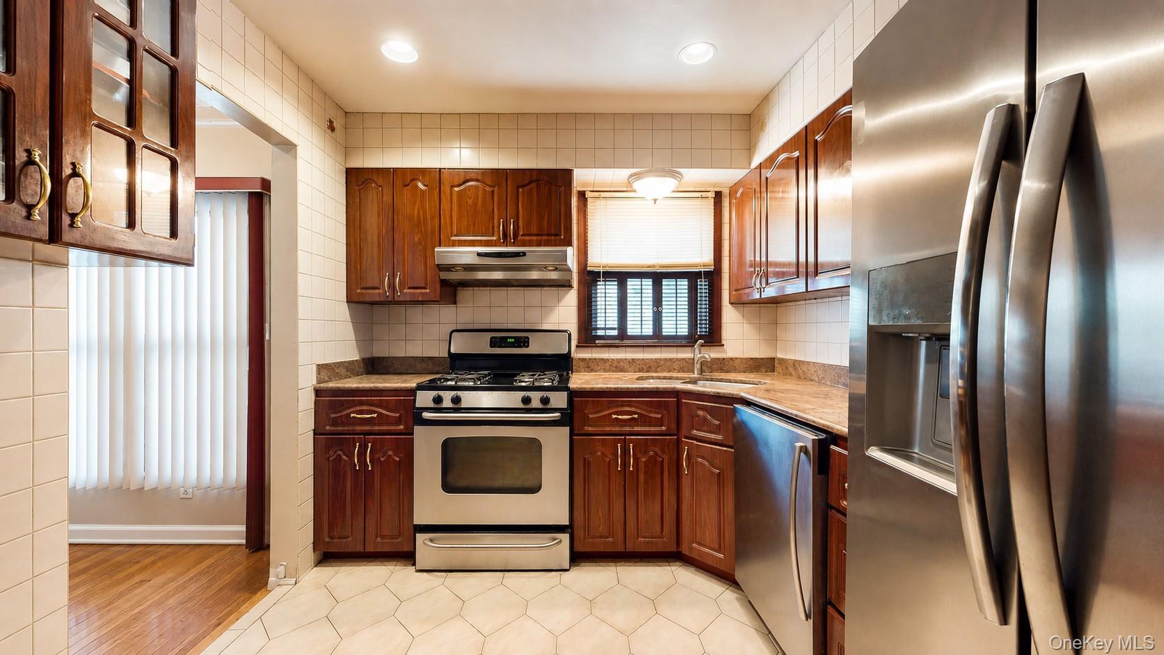 Single Family W Valley Stream Boulevard Nassau County, NY 11580, MLS-1034122-18
