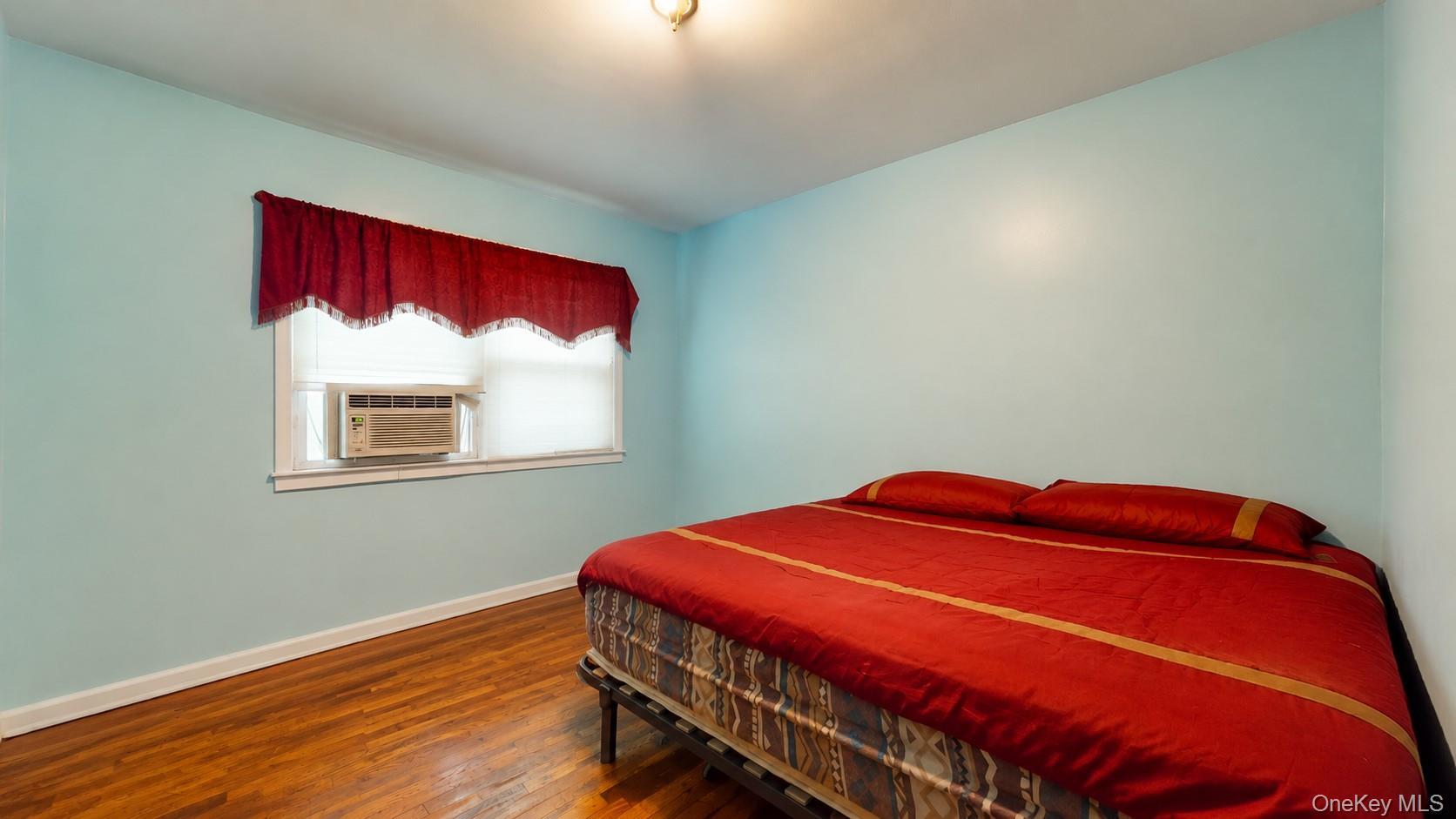 Single Family W Valley Stream Boulevard Nassau County, NY 11580, MLS-1034122-20