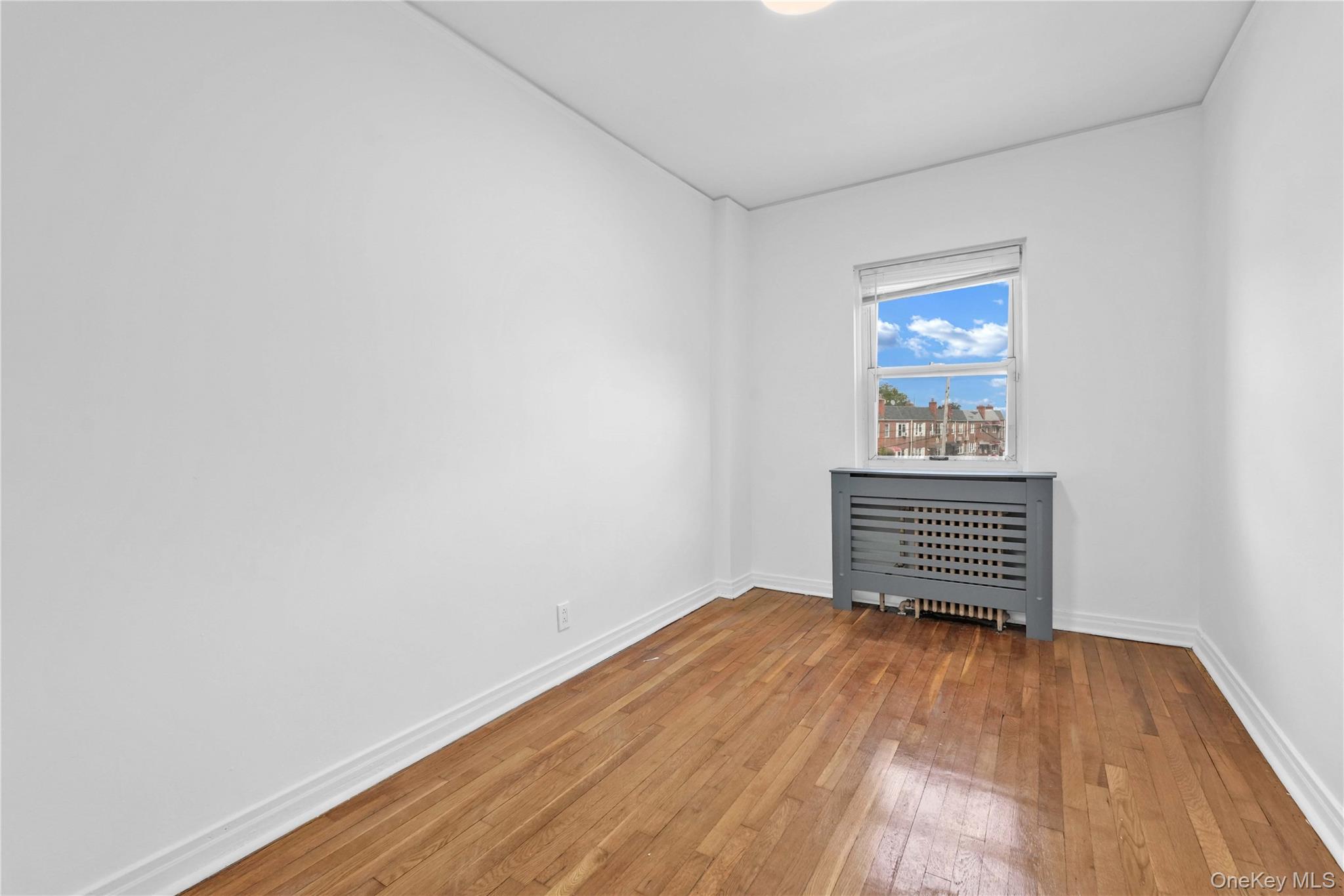 Single Family Main Street Queens, NY 11367, MLS-1034124-11