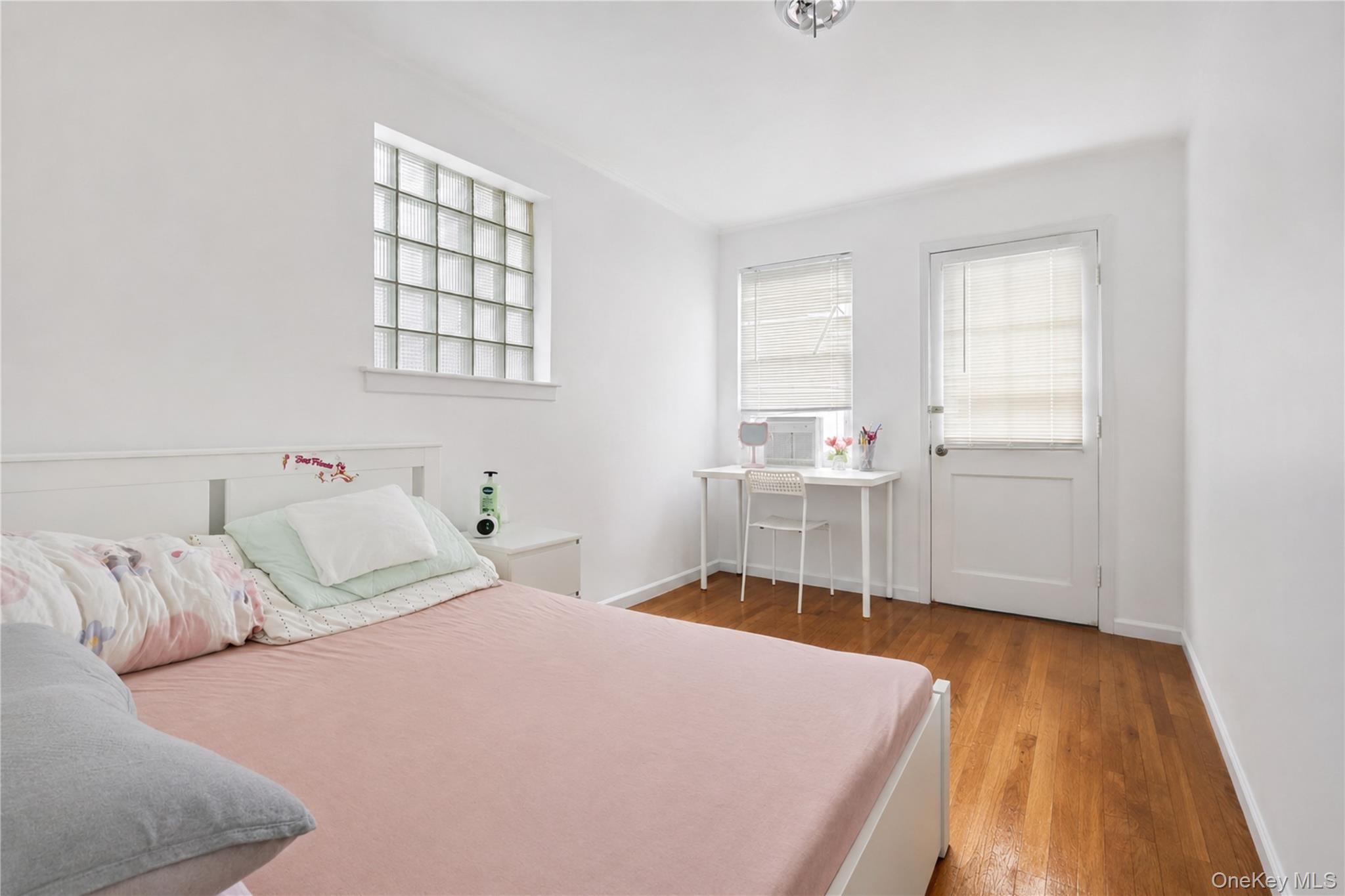 Single Family Main Street Queens, NY 11367, MLS-1034124-5