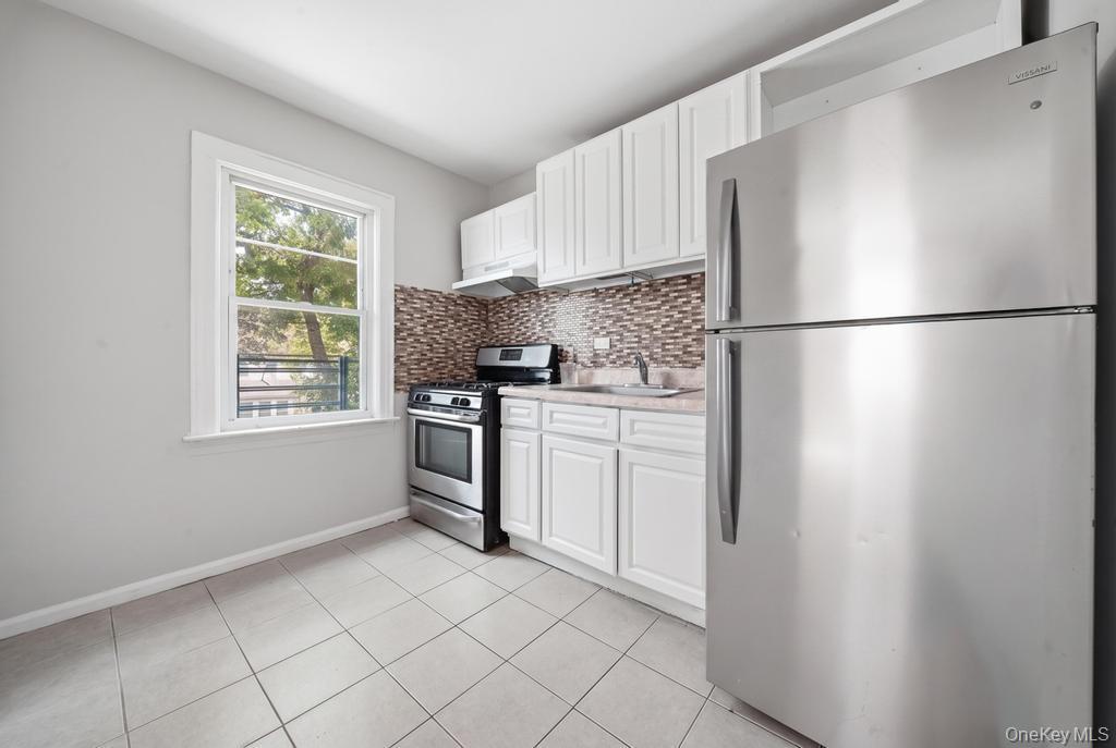 Single Family 197th Street  Queens, NY 11412, MLS-1034126-13