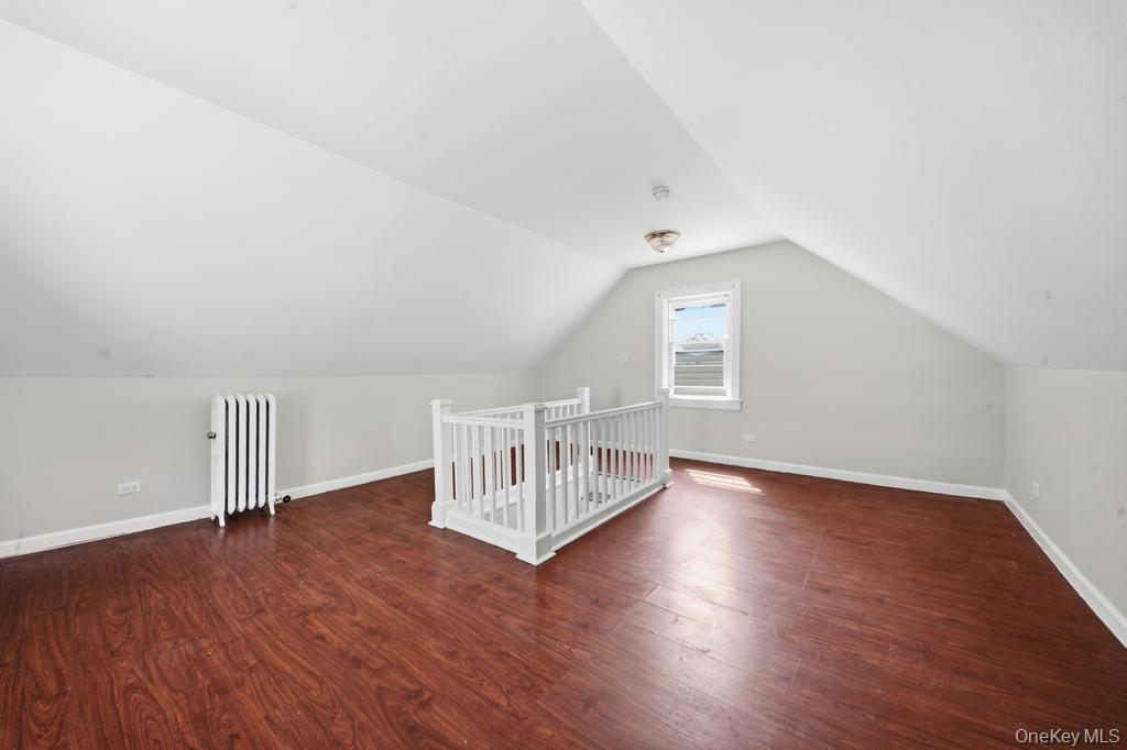 Single Family 197th Street  Queens, NY 11412, MLS-1034126-17