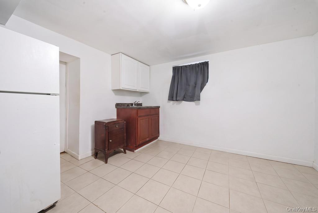 Single Family 197th Street  Queens, NY 11412, MLS-1034126-20