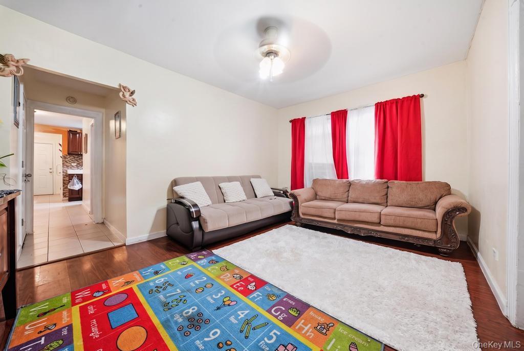 Single Family 197th Street  Queens, NY 11412, MLS-1034126-3