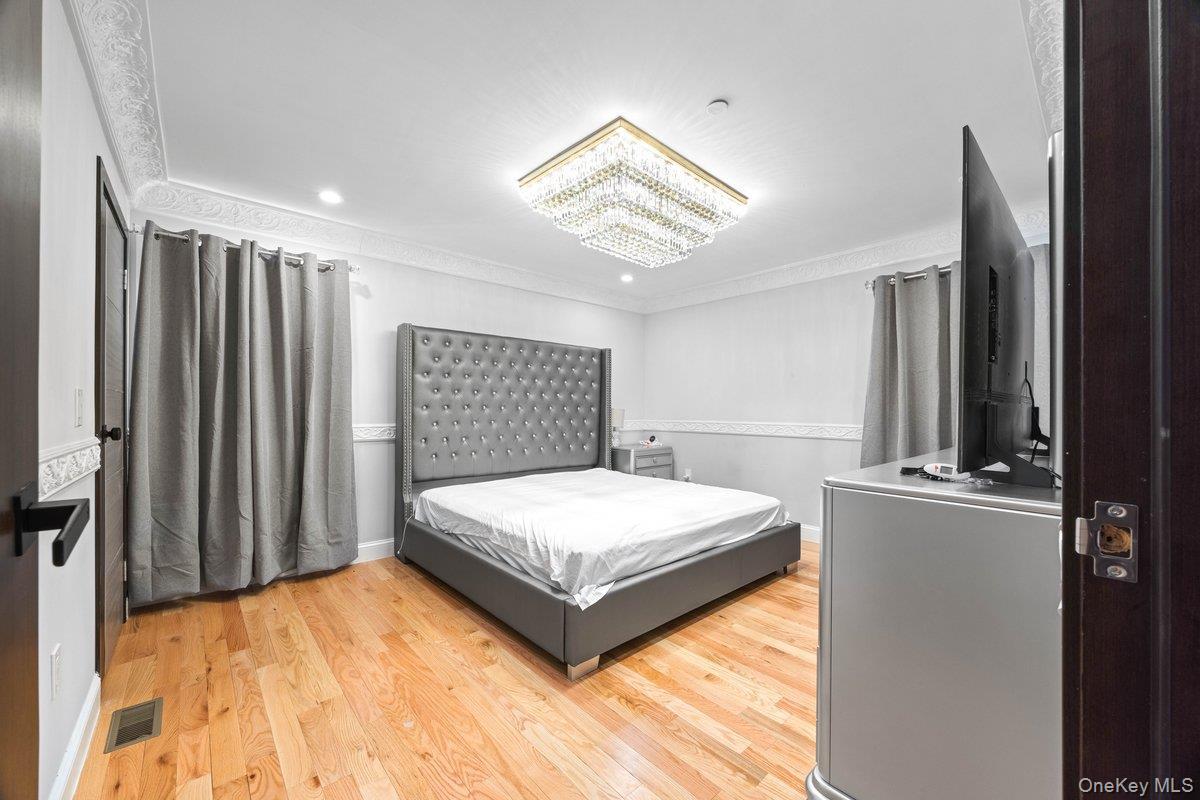 Single Family 142 Street Queens, NY 11436, MLS-1034130-10