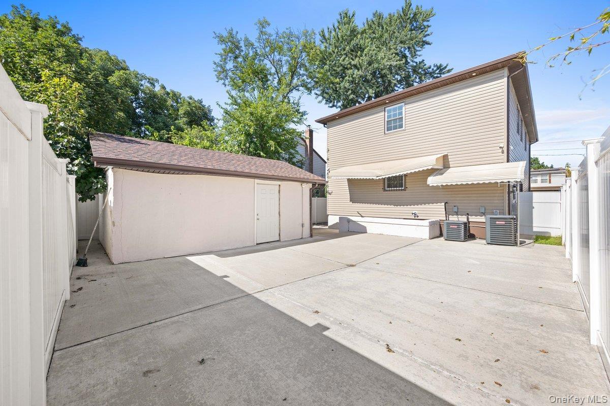 Single Family 142 Street Queens, NY 11436, MLS-1034130-27
