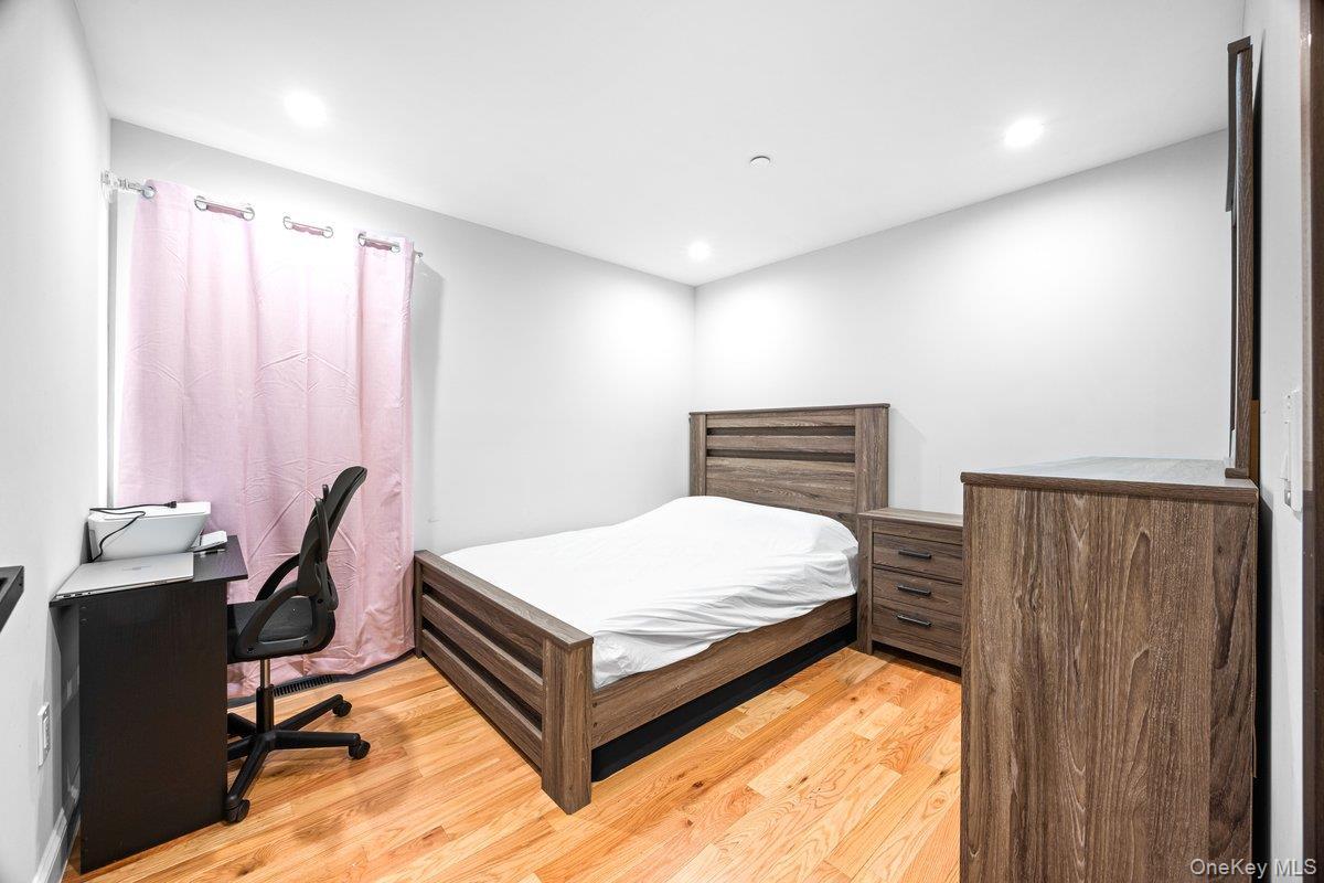 Single Family 142 Street Queens, NY 11436, MLS-1034130-9