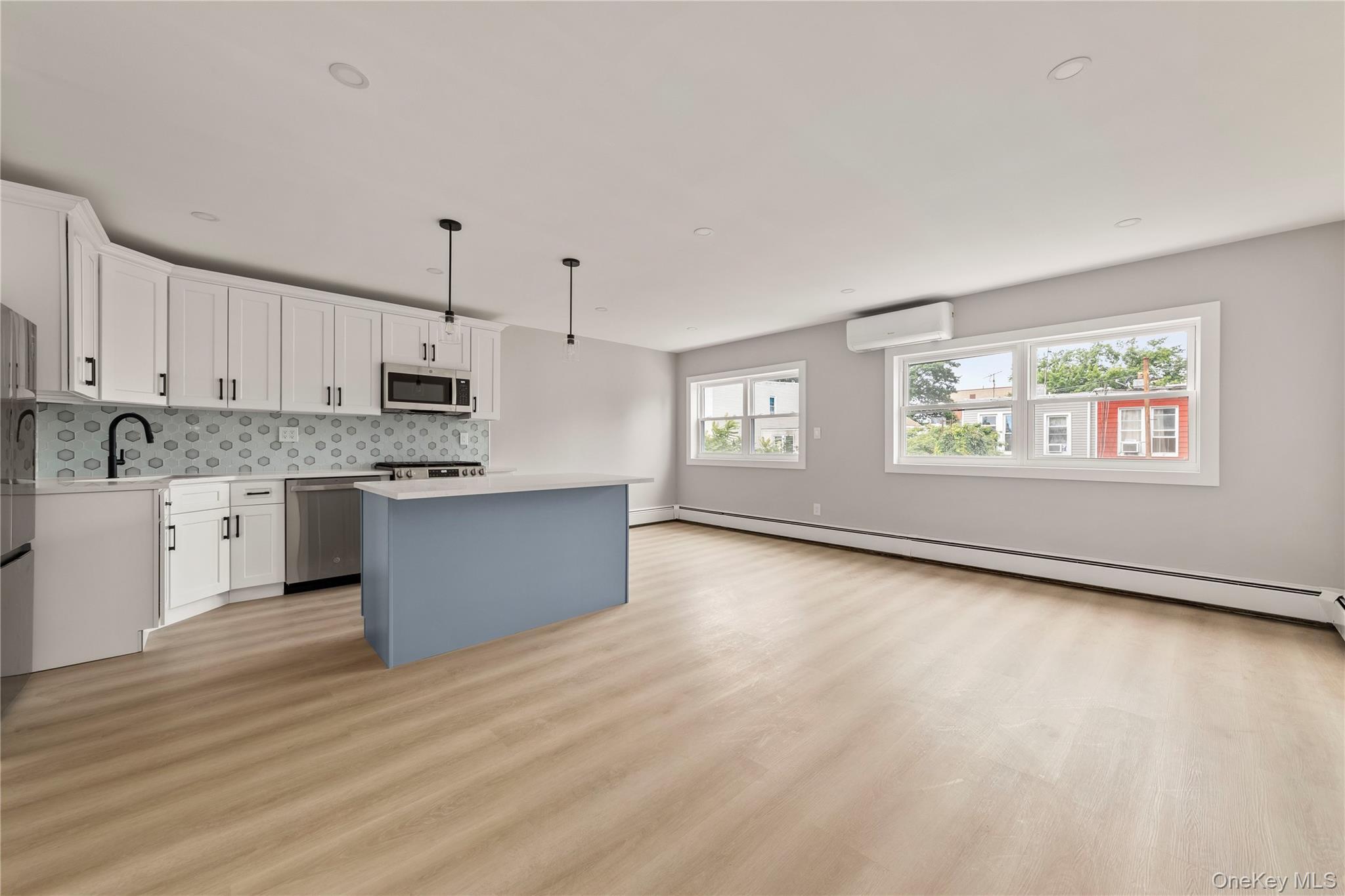 Single Family Autumn Avenue Brooklyn, NY 11208, MLS-1034146-16