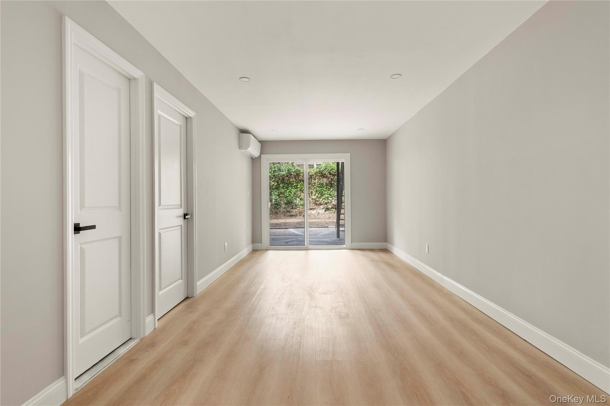 Single Family Autumn Avenue Brooklyn, NY 11208, MLS-1034146-5