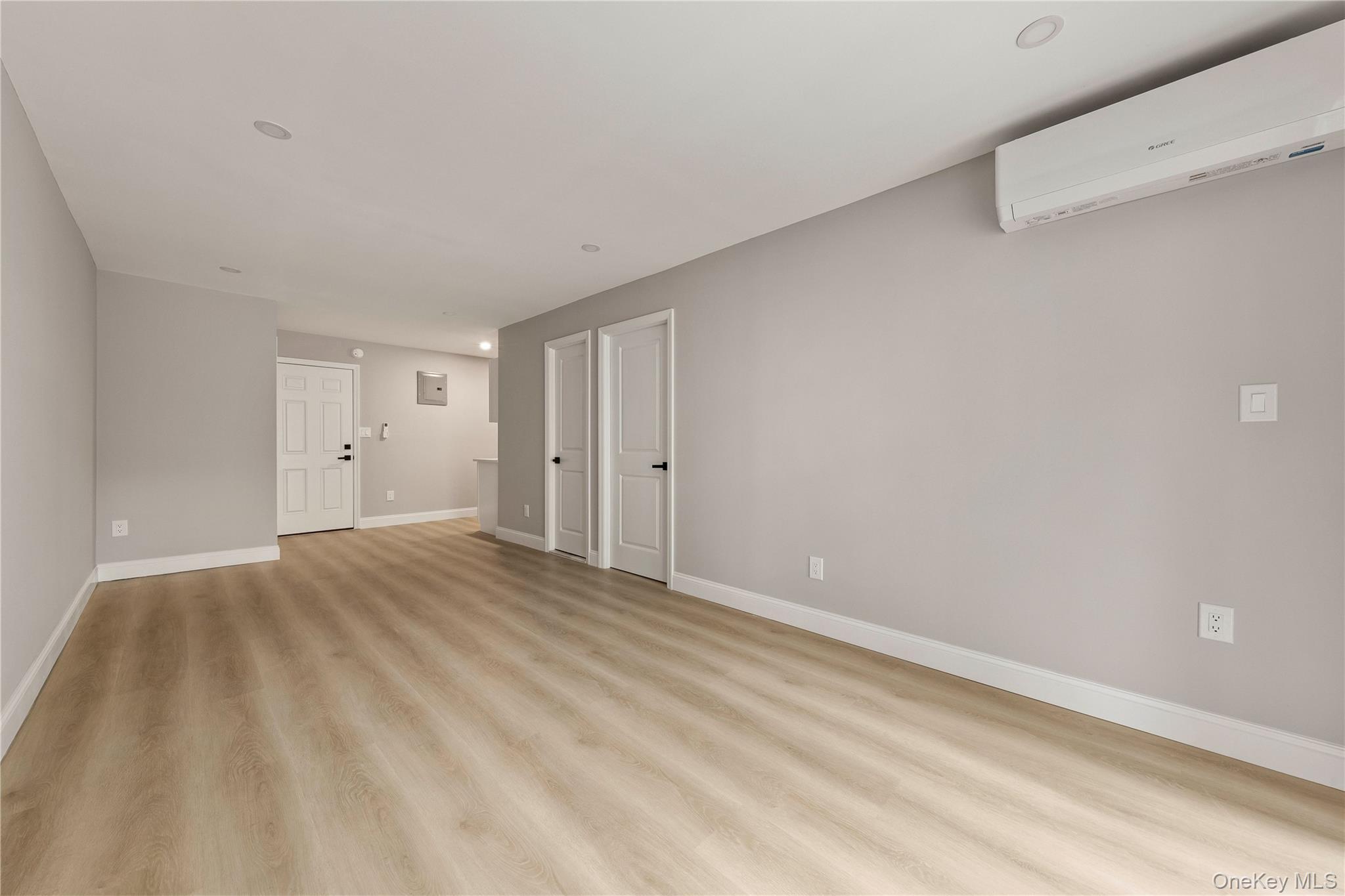 Single Family Autumn Avenue Brooklyn, NY 11208, MLS-1034146-6