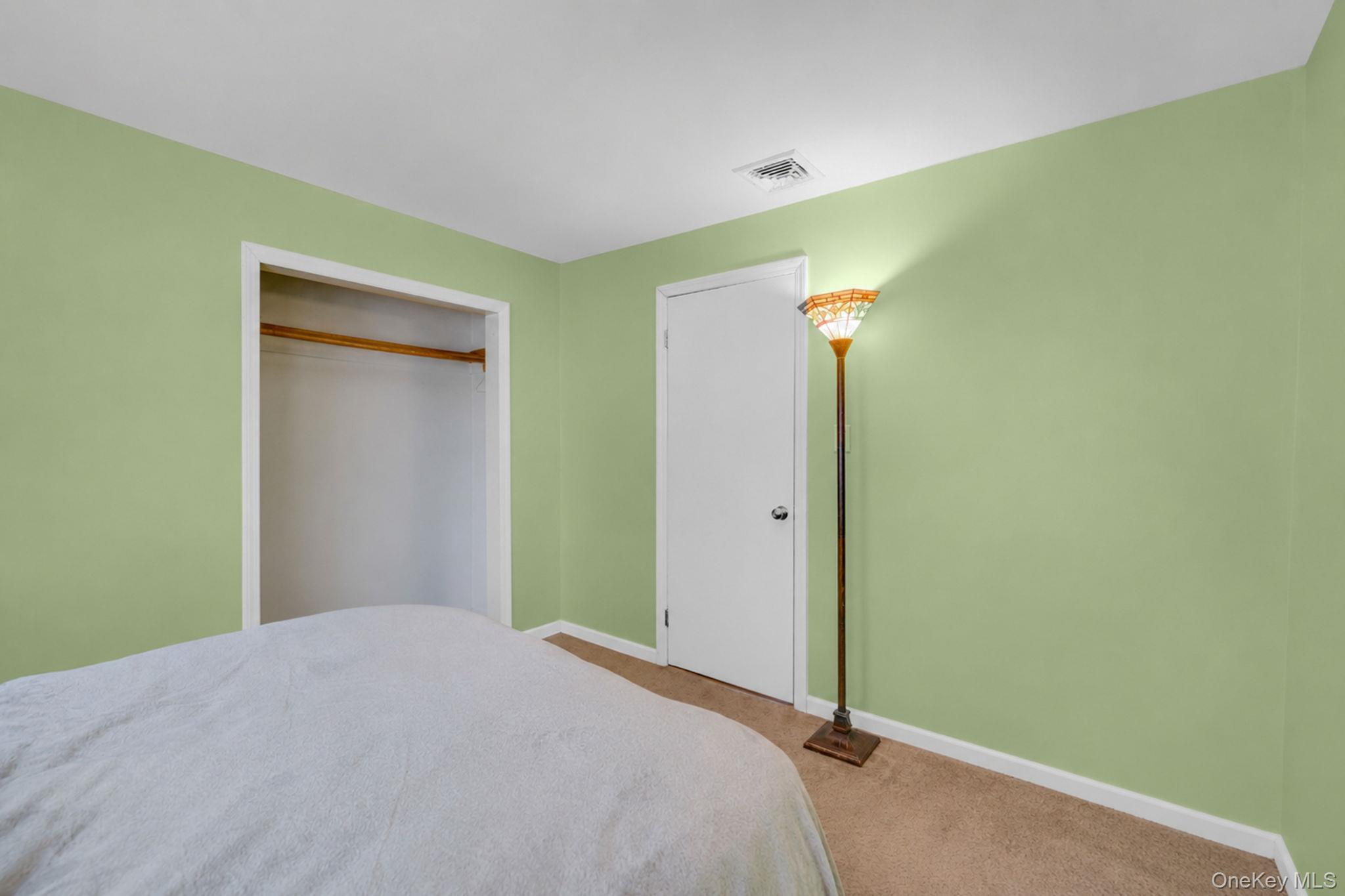Single Family Oceanview Avenue  Suffolk County, NY 11738, MLS-1034155-15
