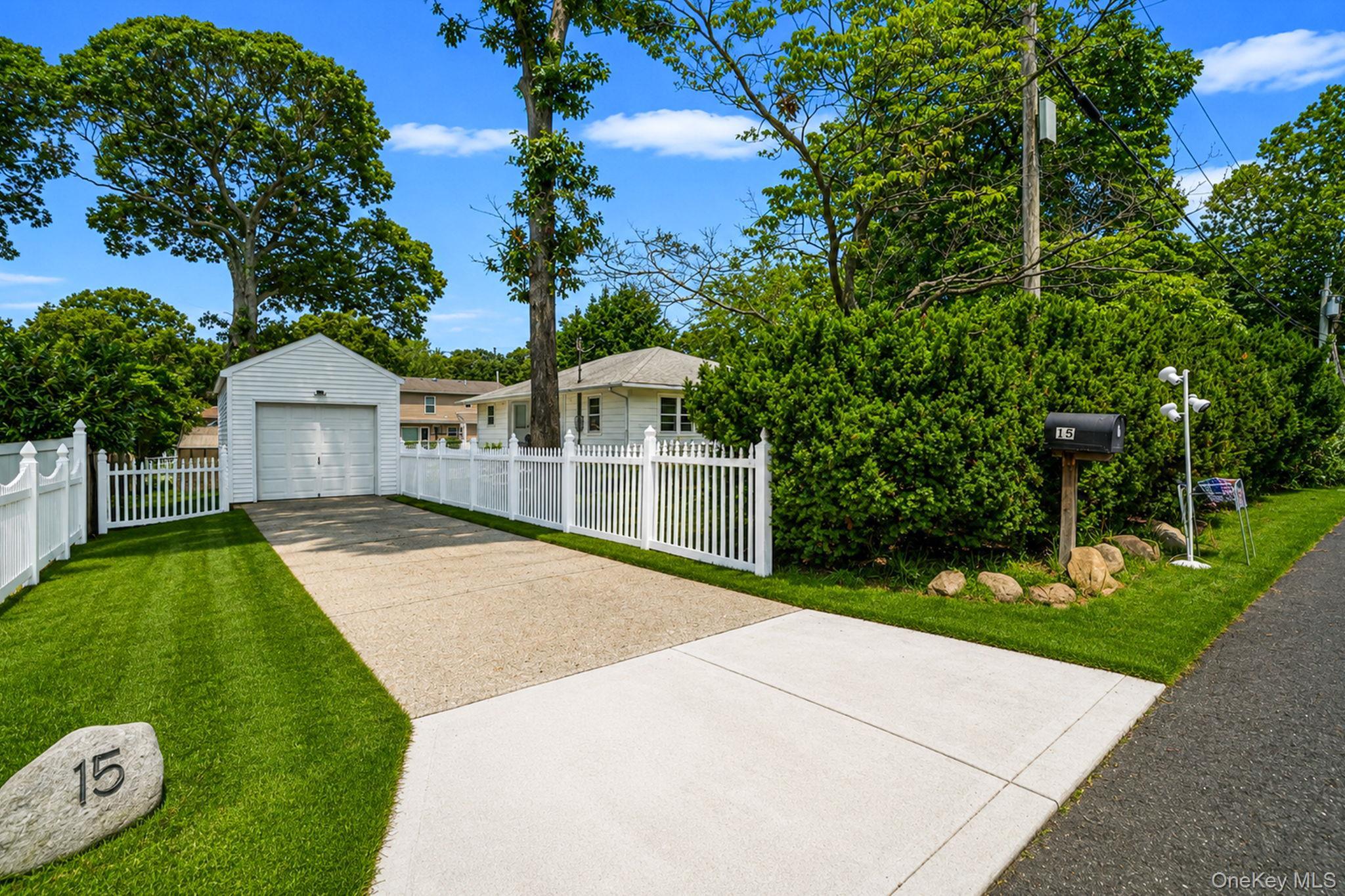 Single Family Oceanview Avenue  Suffolk County, NY 11738, MLS-1034155-2