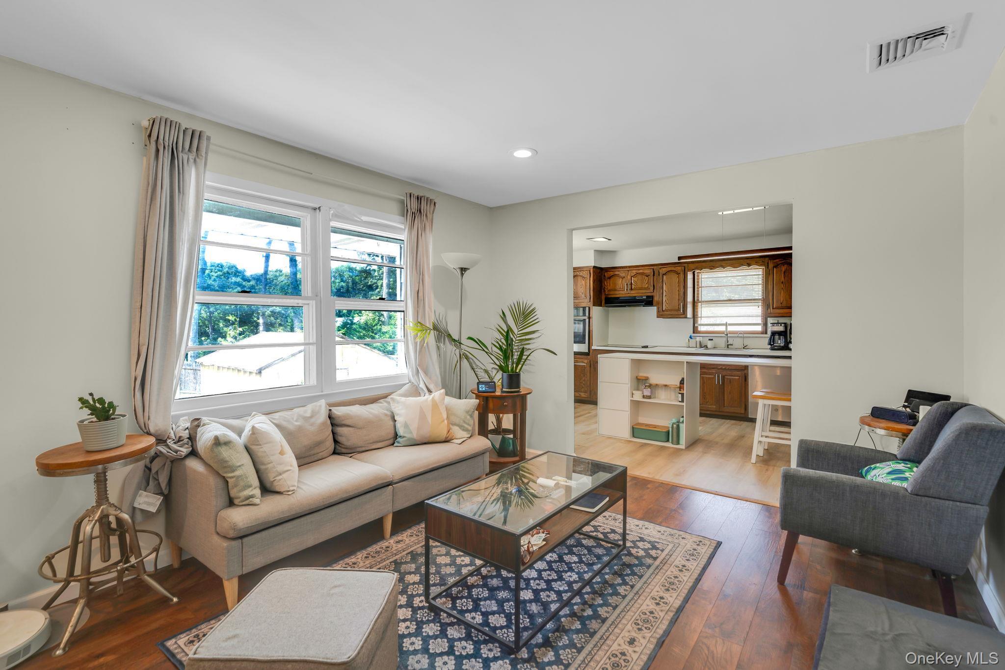 Single Family Oceanview Avenue  Suffolk County, NY 11738, MLS-1034155-7