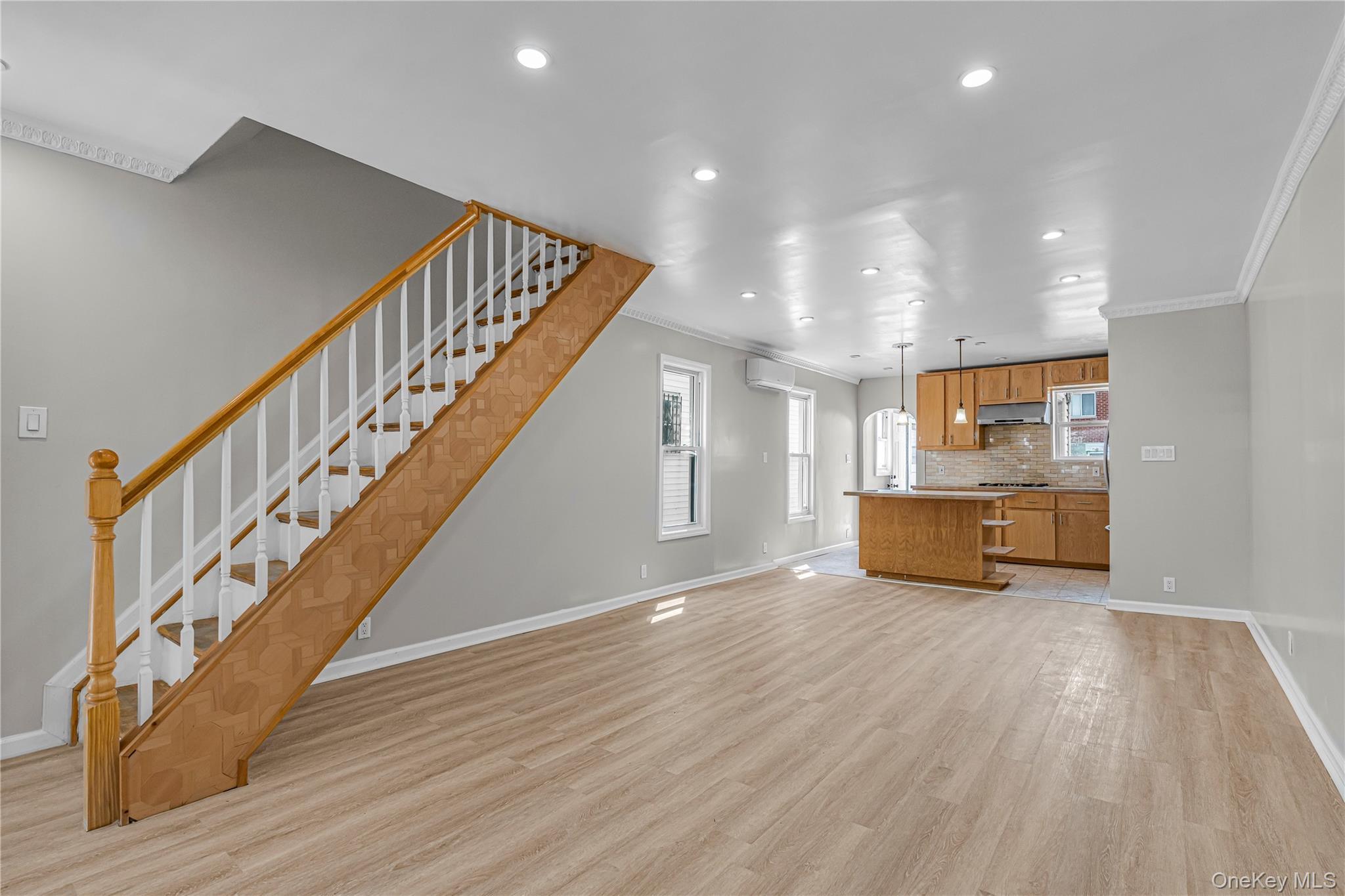 Single Family 102nd Avenue  Queens, NY 11416, MLS-1034162-5