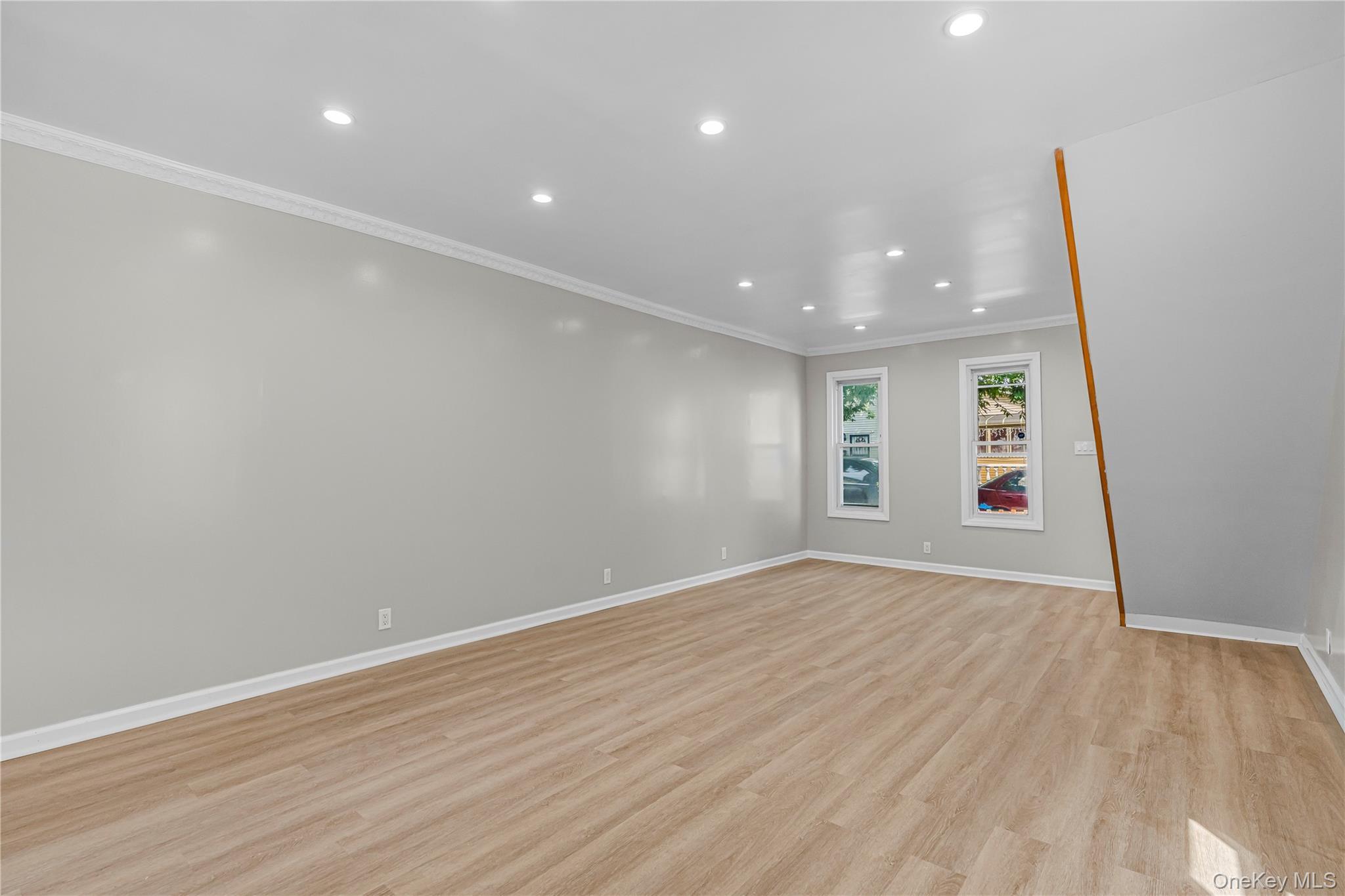 Single Family 102nd Avenue  Queens, NY 11416, MLS-1034162-7