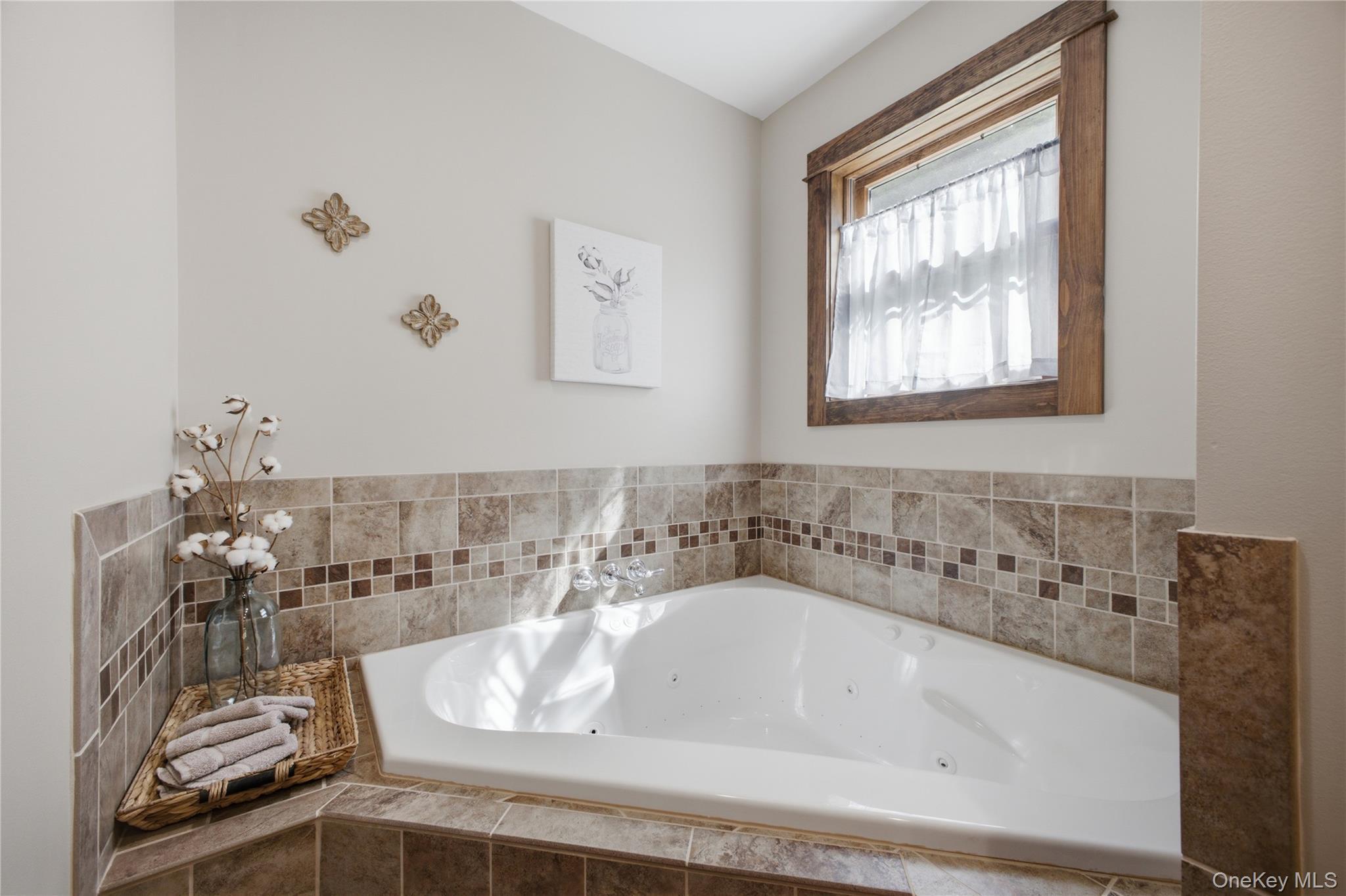 Single Family Lake Avenue Out Of Area, NY 12846, MLS-1034179-15