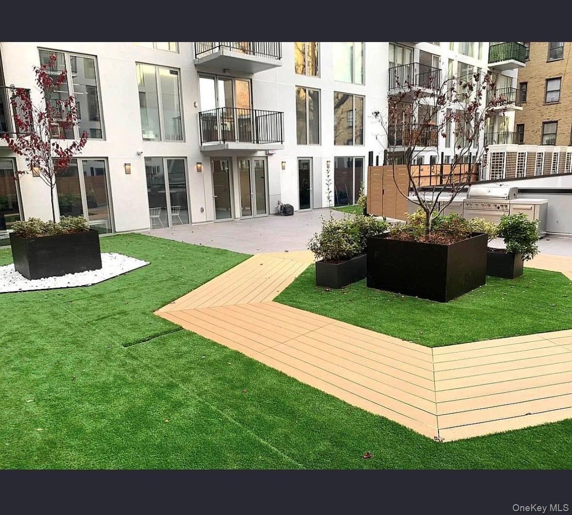 Apartment Ocean Avenue  Brooklyn, NY 11226, MLS-1034193-15