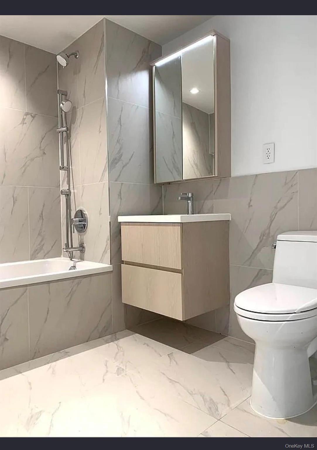 Apartment Ocean Avenue  Brooklyn, NY 11226, MLS-1034193-4