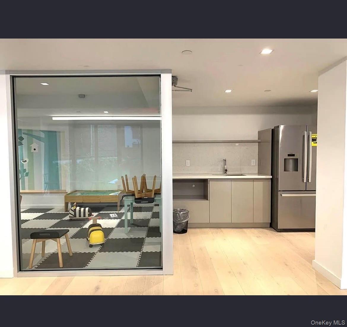 Apartment Ocean Avenue  Brooklyn, NY 11226, MLS-1034193-8