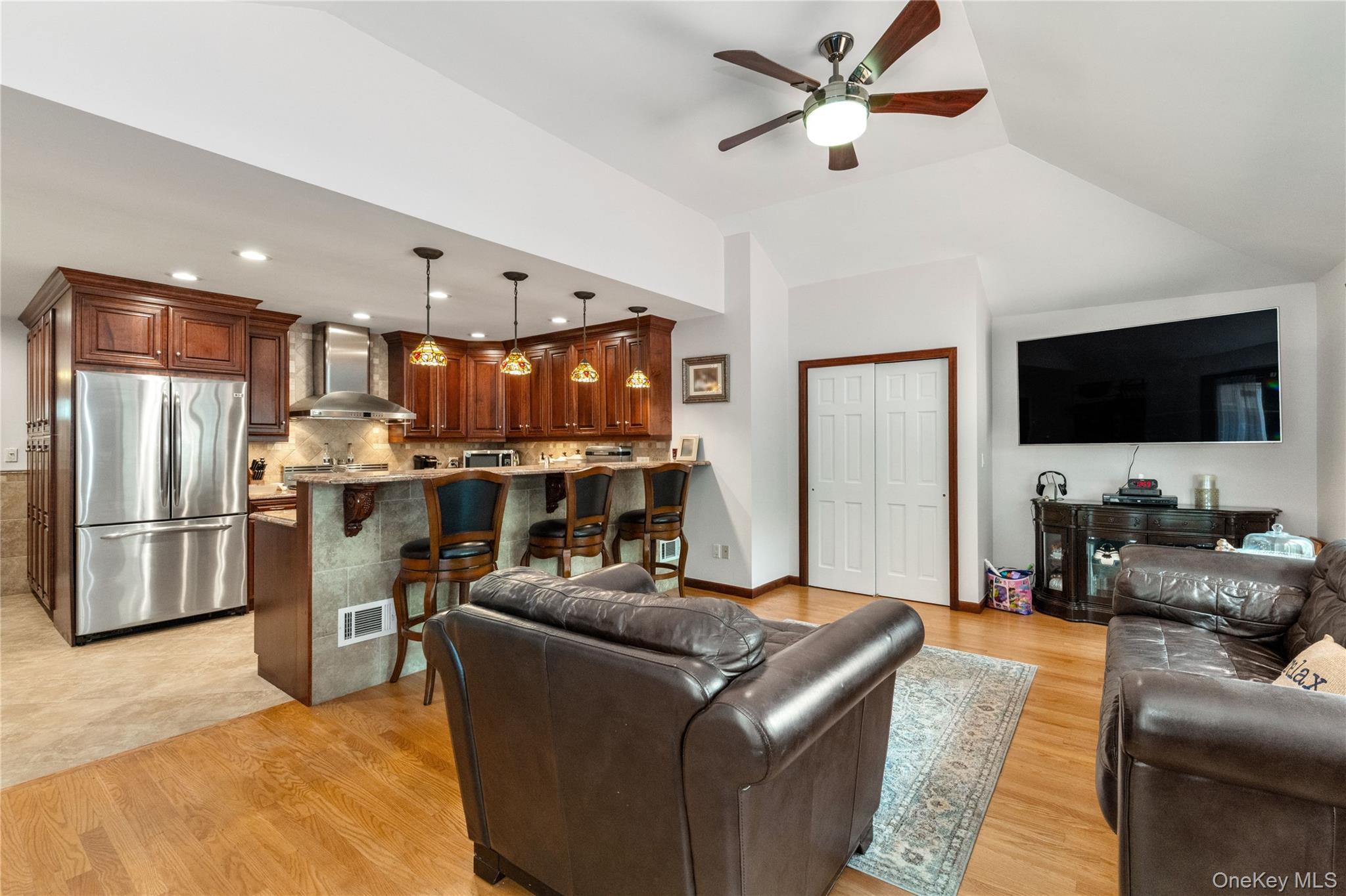 Single Family 196th Place  Queens, NY 11366, MLS-1034194-11