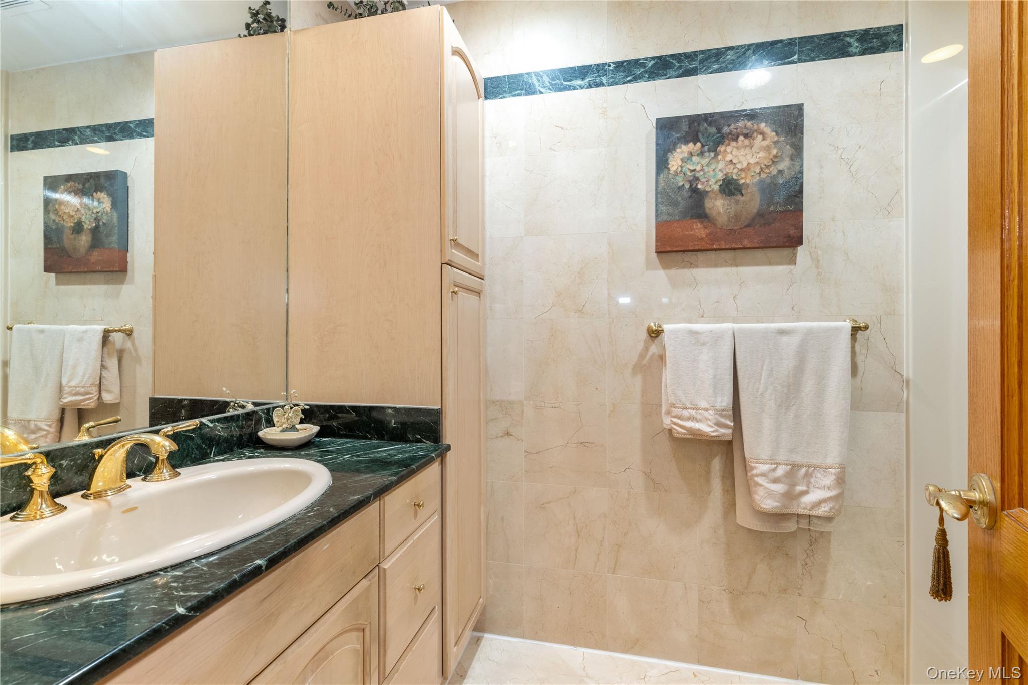 Single Family 196th Place  Queens, NY 11366, MLS-1034194-13
