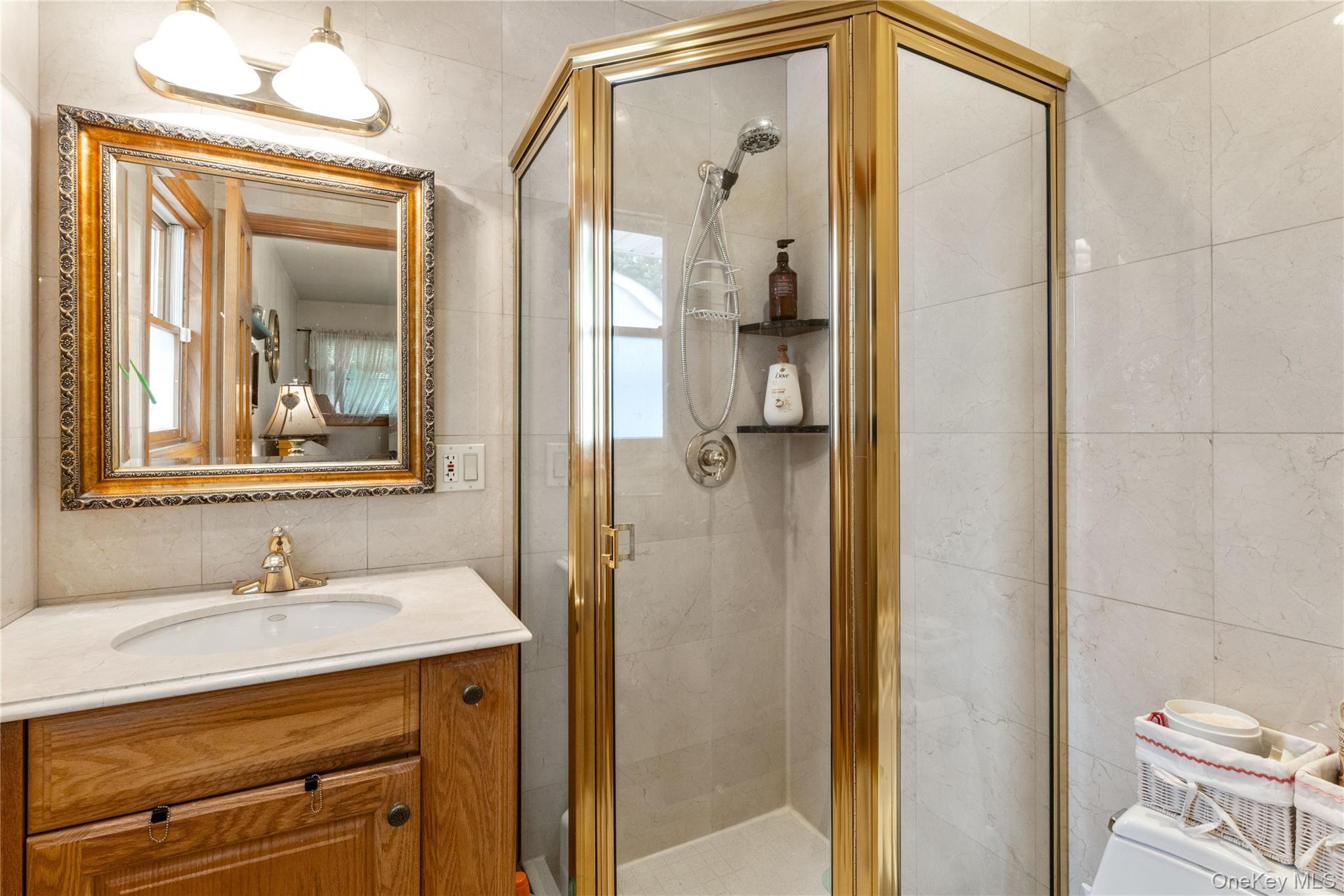 Single Family 196th Place  Queens, NY 11366, MLS-1034194-16