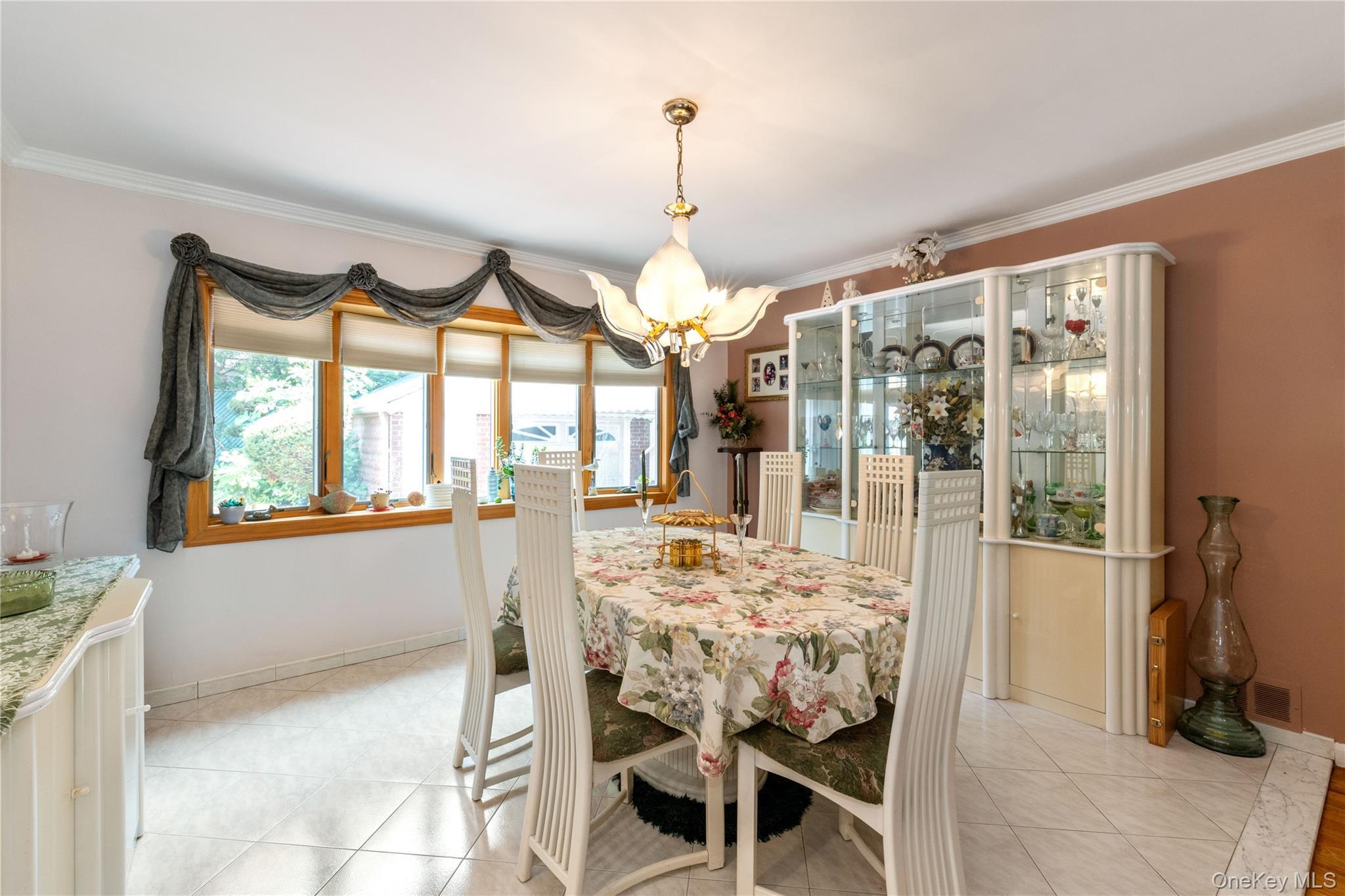 Single Family 196th Place  Queens, NY 11366, MLS-1034194-7