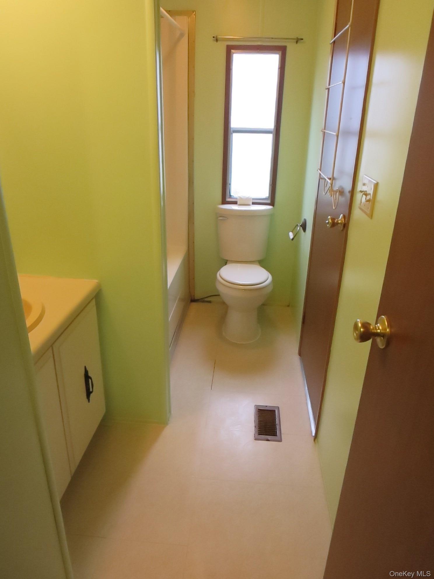 Single Family Mallard  Dutchess County, NY 12522, MLS-1034195-14