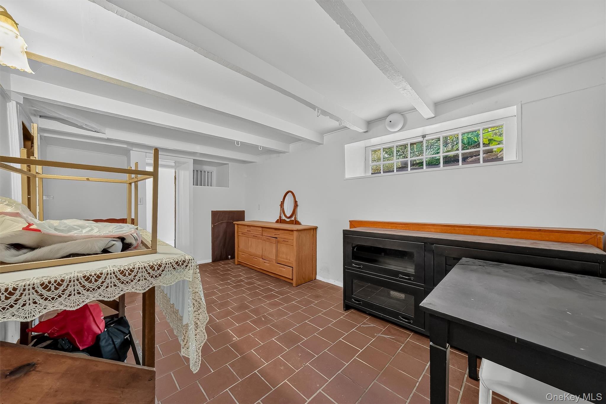 Single Family Inningwood Road  Westchester County, NY 10562, MLS-1034206-31