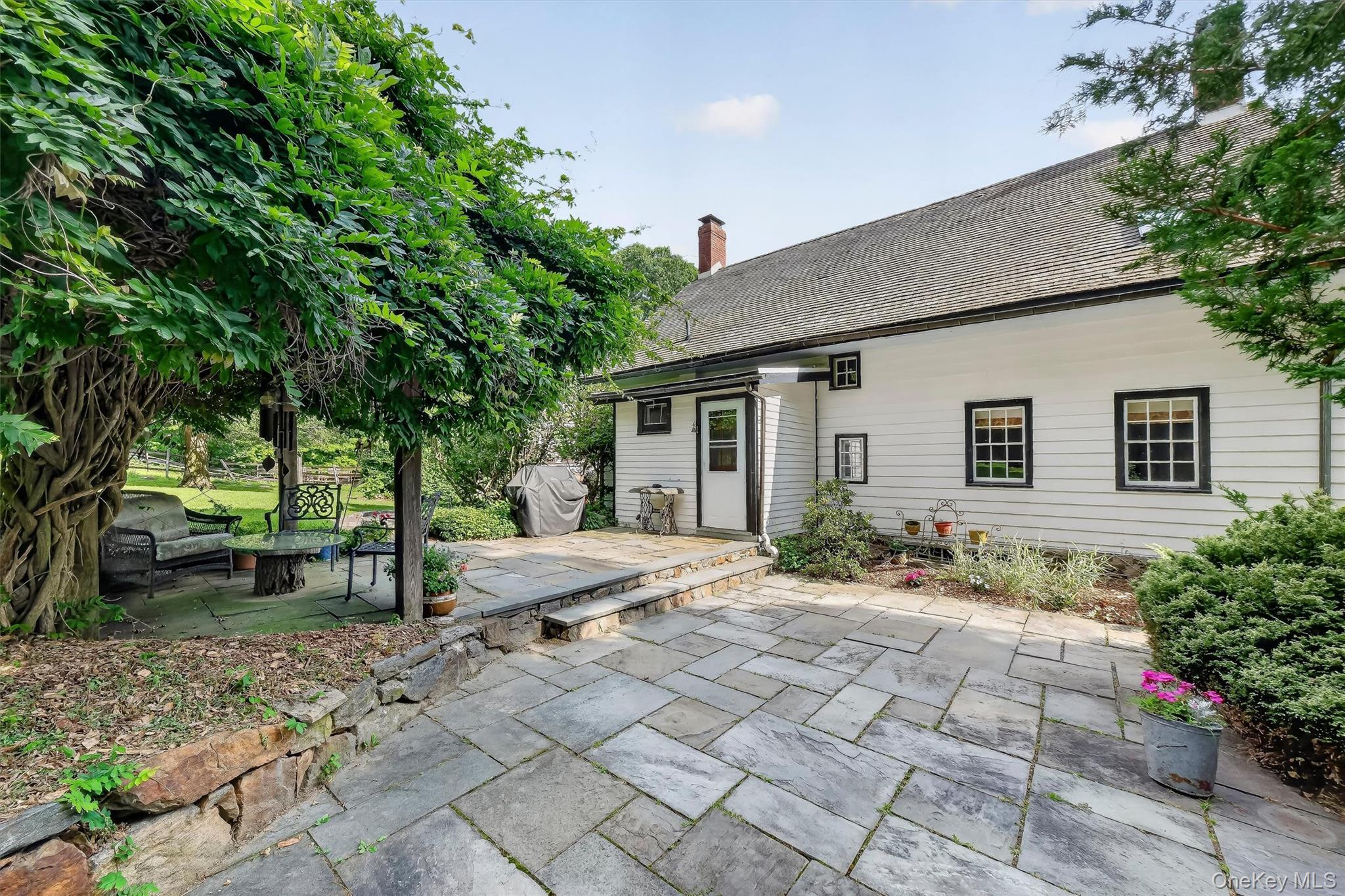 Single Family Inningwood Road  Westchester County, NY 10562, MLS-1034206-35