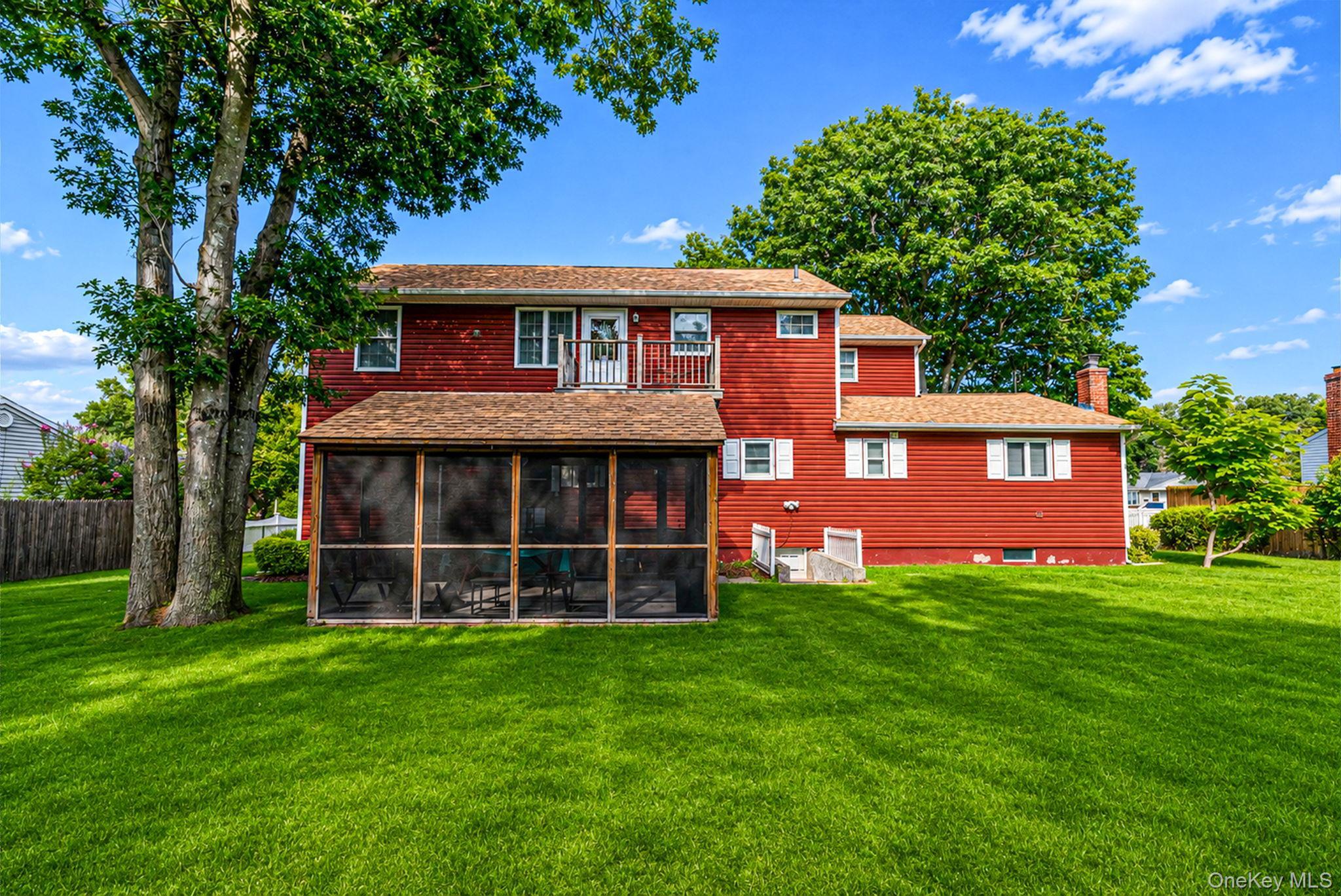 Single Family Wilstan Avenue Suffolk County, NY 11772, MLS-1034208-32
