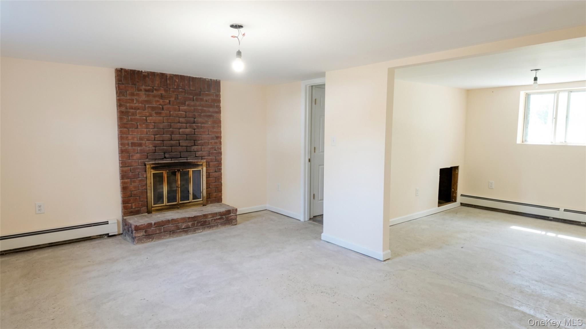 Single Family Custom Lane  Suffolk County, NY 11776, MLS-1034212-10