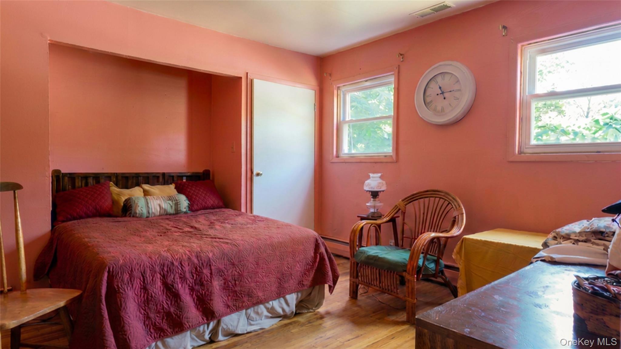 Single Family Custom Lane Suffolk County, NY 11776, MLS-1034212-7
