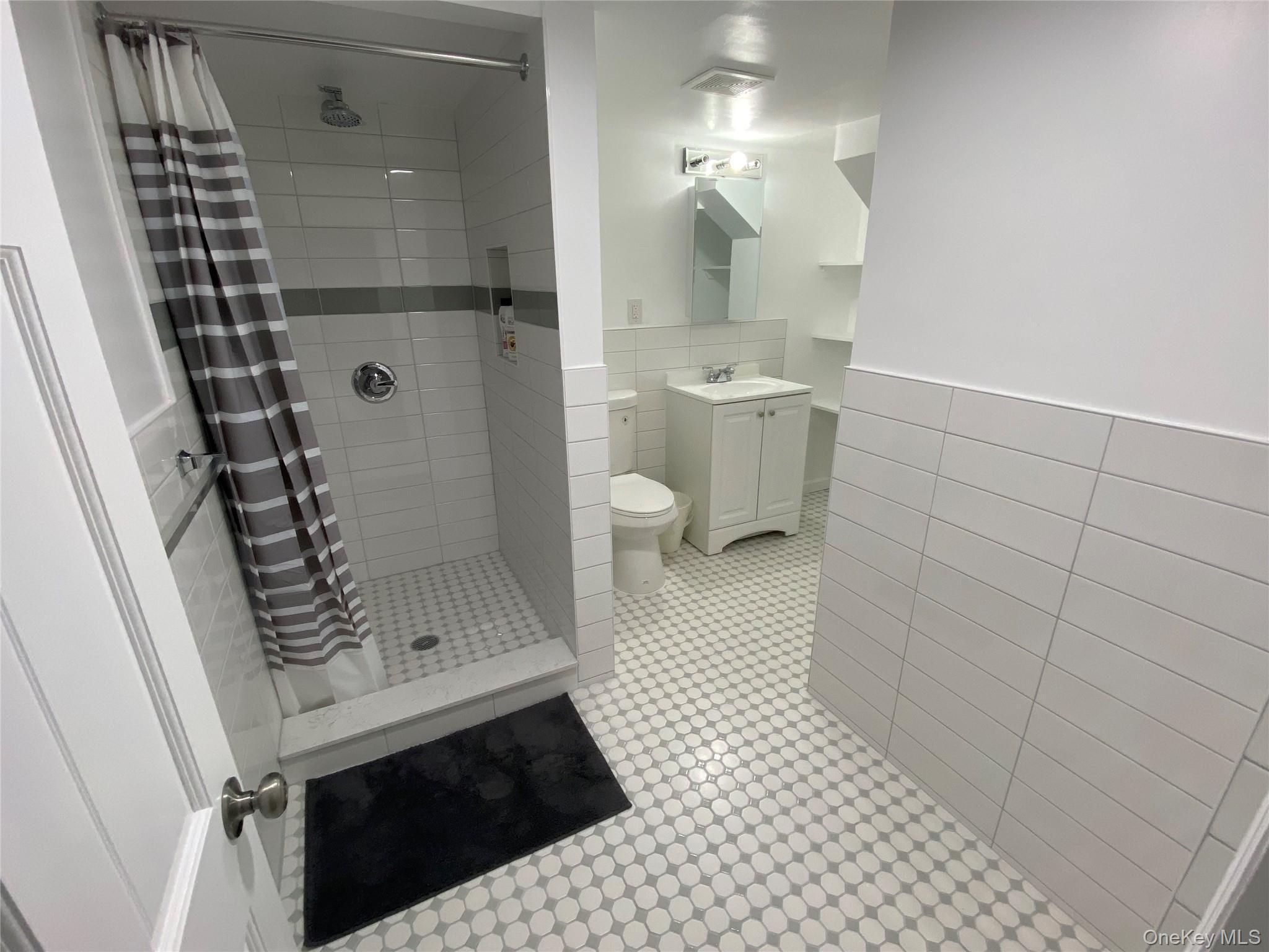 Single Family 69th Street Queens, NY 11385, MLS-1034215-25