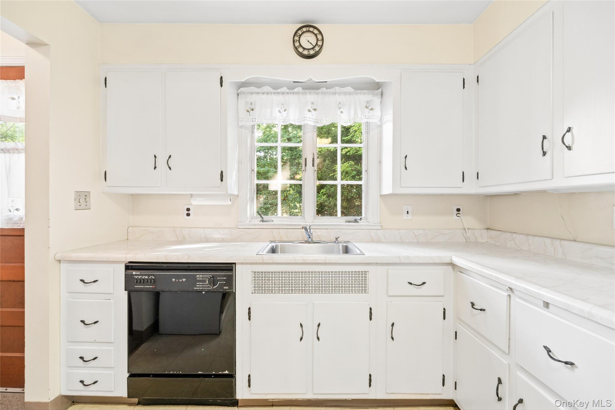 Single Family Briarwood Drive Rockland County, NY 10956, MLS-1034246-26