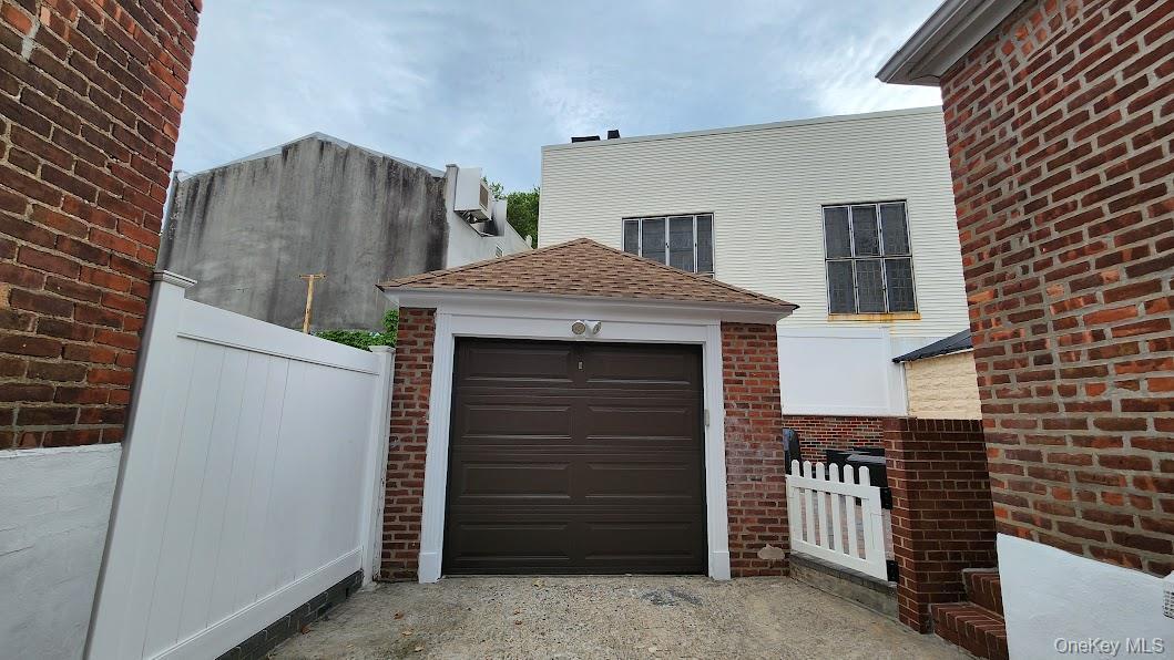Single Family 82nd Place Queens, NY 11379, MLS-1034253-15