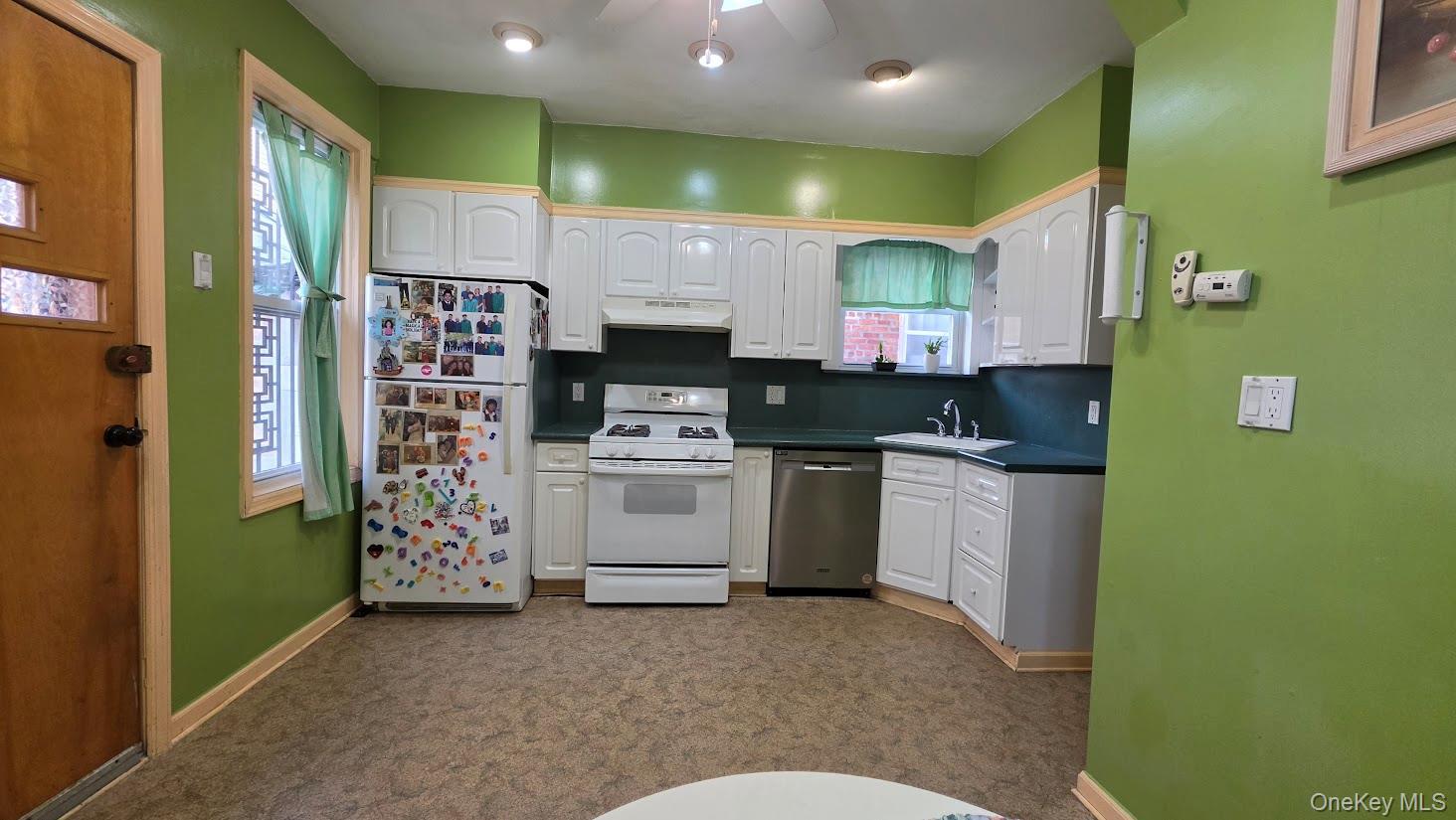 Single Family 82nd Place Queens, NY 11379, MLS-1034253-5
